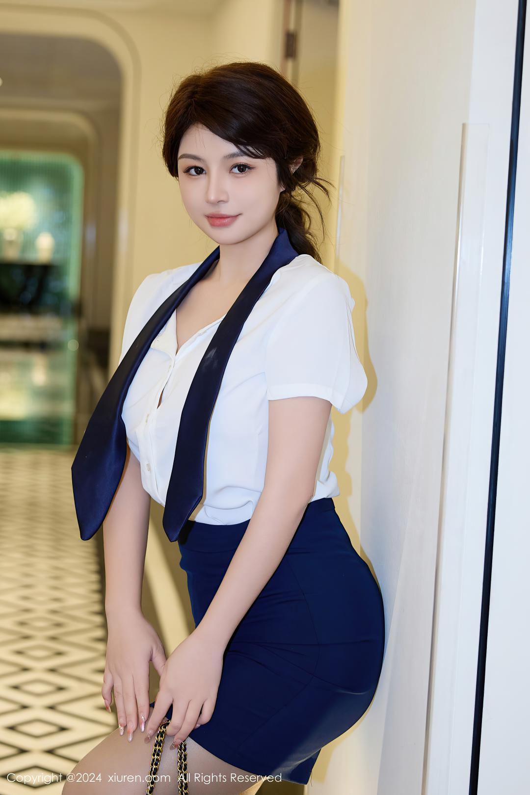 [XIUREN秀人网] 2024.05.07 NO.8494 江露露 [74P-713MB]