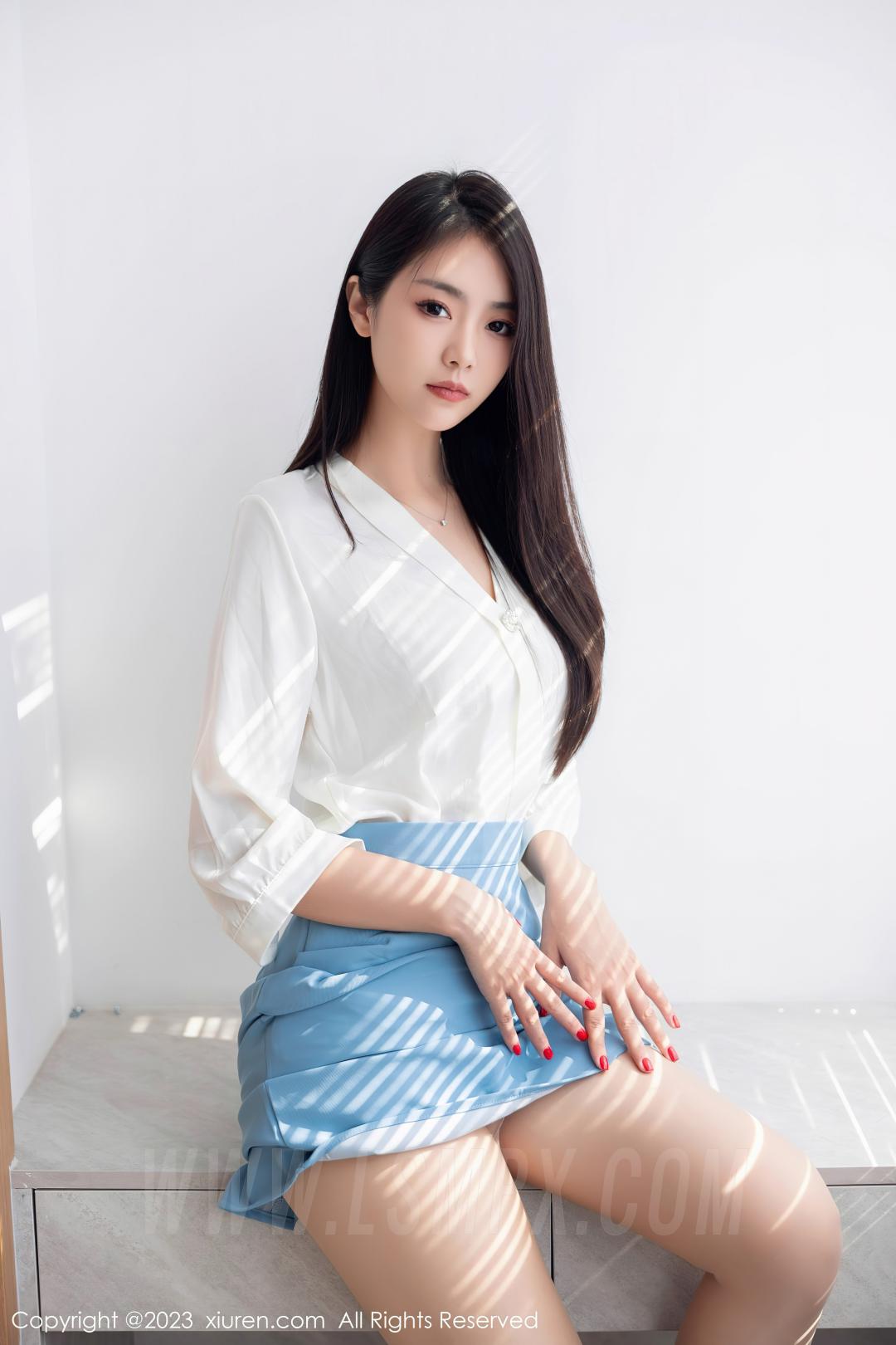 [XIUREN秀人网] 2023.08.31 NO.7314 可樂Vicky [81P-685MB]