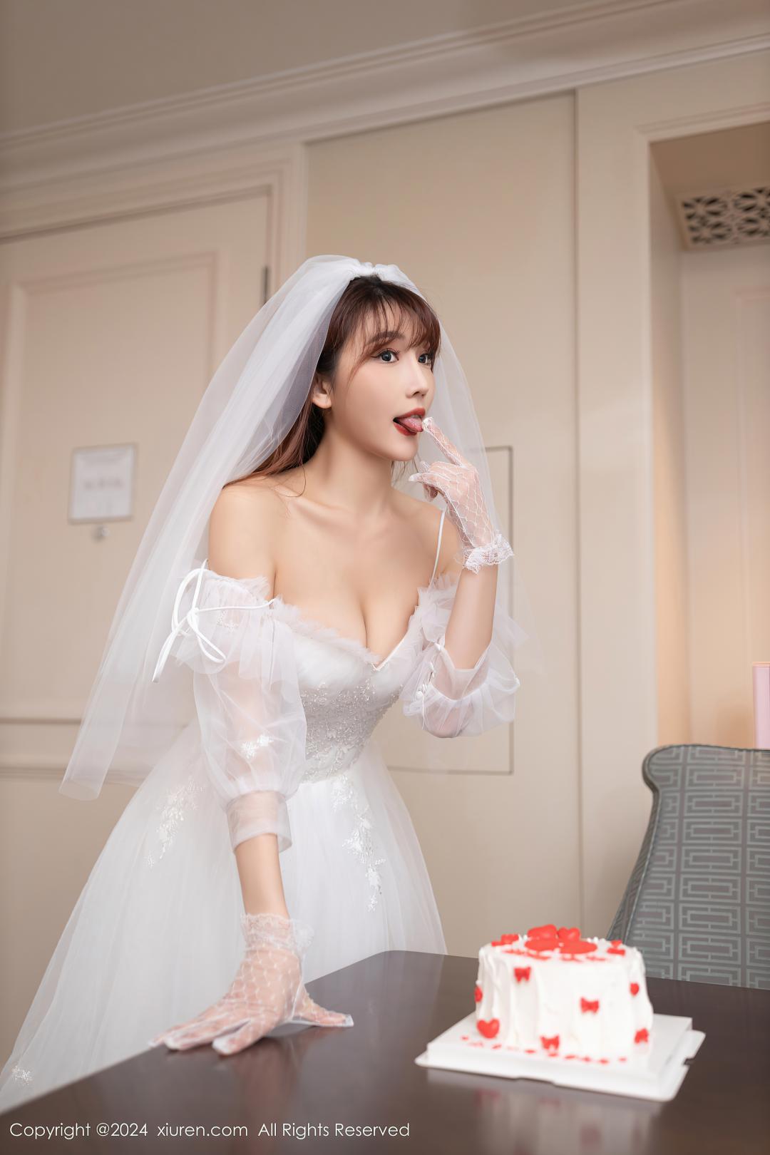 [XIUREN秀人网] 2024.04.18 NO.8418 陆萱萱 [80P-690MB]