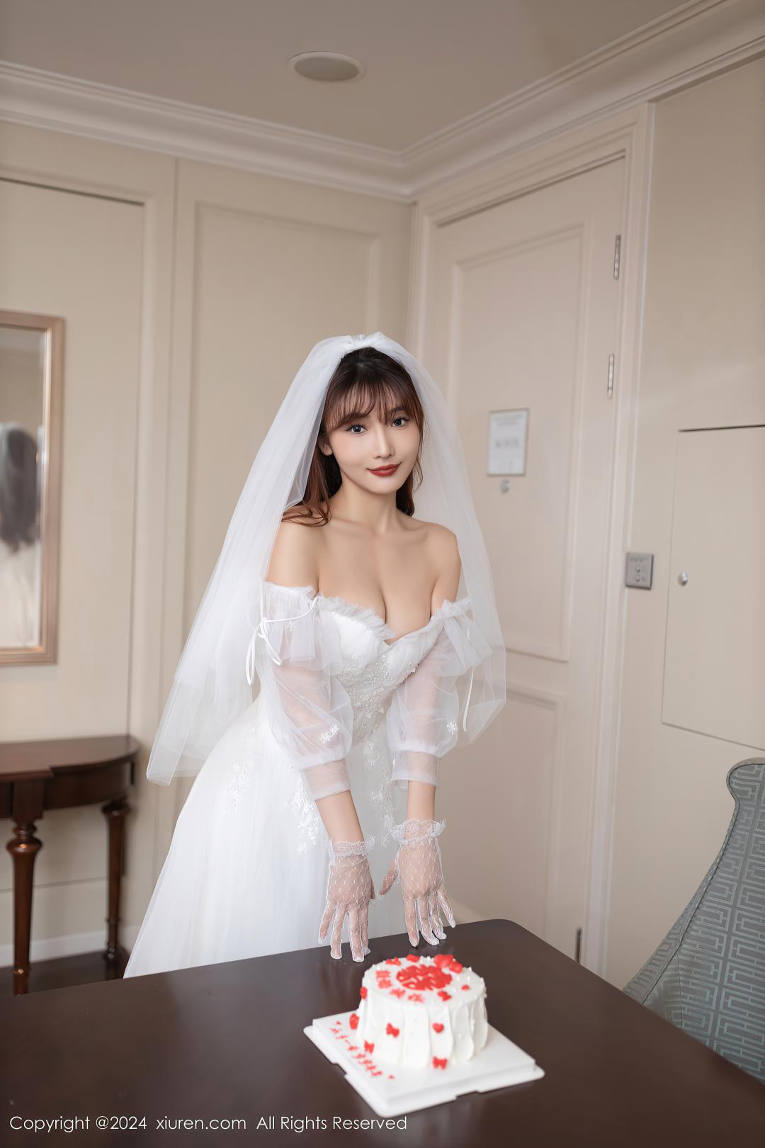 [XIUREN秀人网] 2024.04.18 NO.8418 陆萱萱 [80P-690MB]