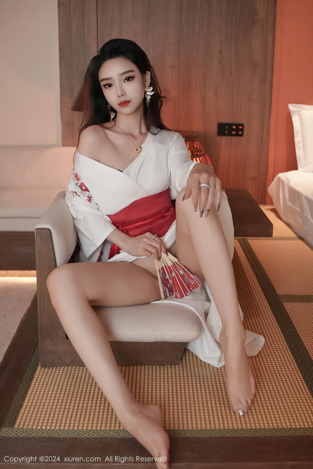 [XIUREN秀人网] 2024.04.10 NO.8367 苏曼兮 [85P-894MB]
