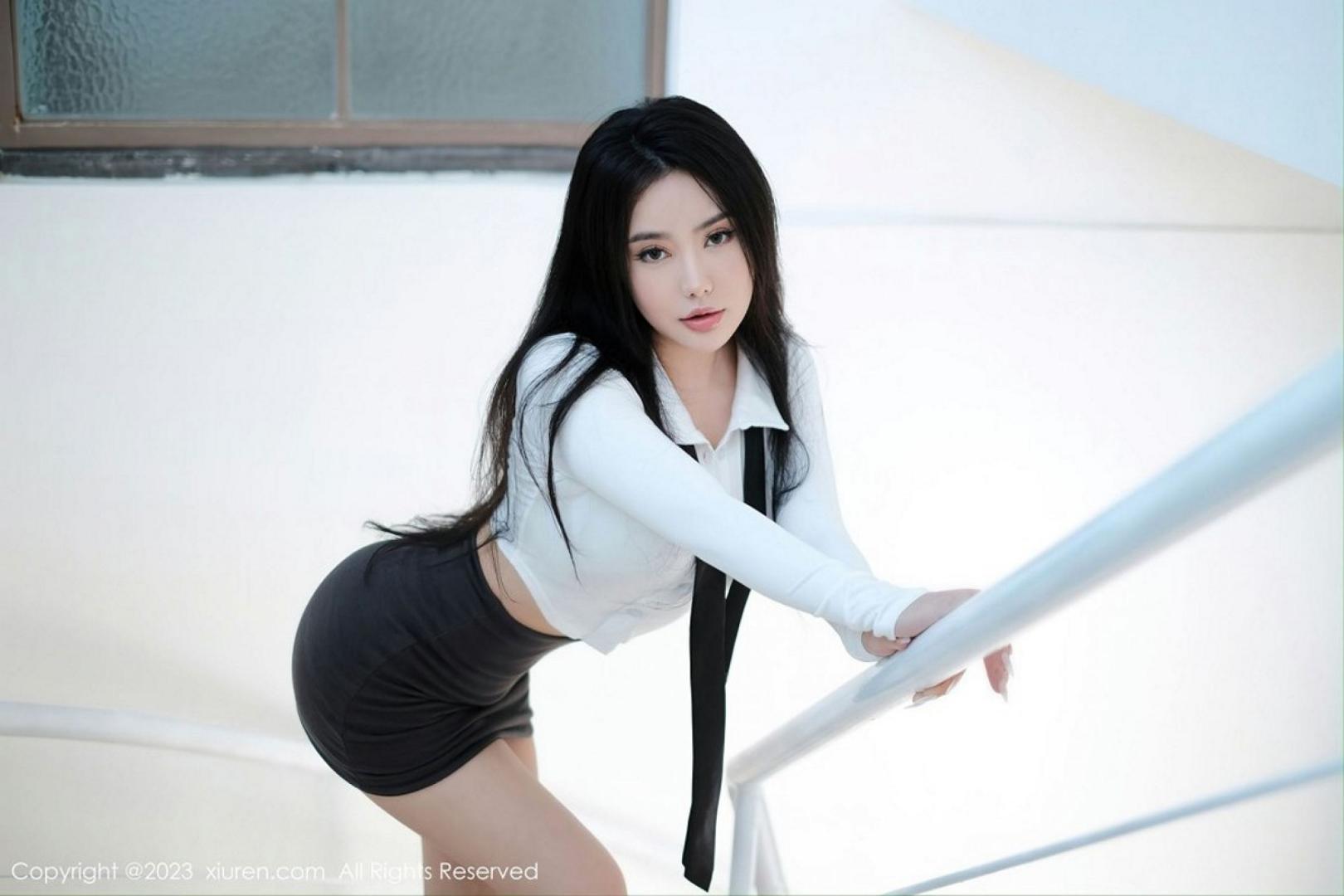 [XIUREN秀人网] 2023.04.11 NO.6553 玛鲁娜Manuela [42P-345MB]