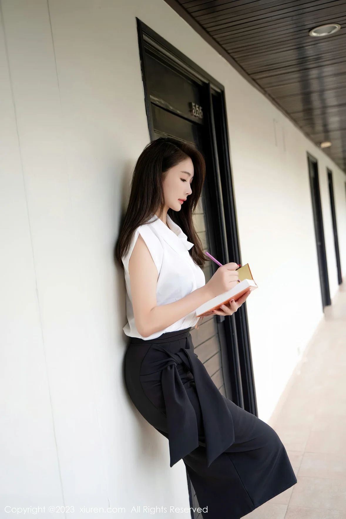 [XIUREN秀人网] 2023.08.23 NO.7270 summer宝宝 [59P-647MB]