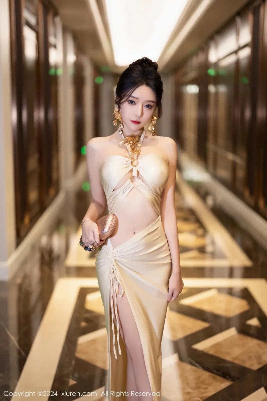 [XIUREN秀人网] 2024.01.19 NO.7991 王馨瑶yanni [83P-628MB]