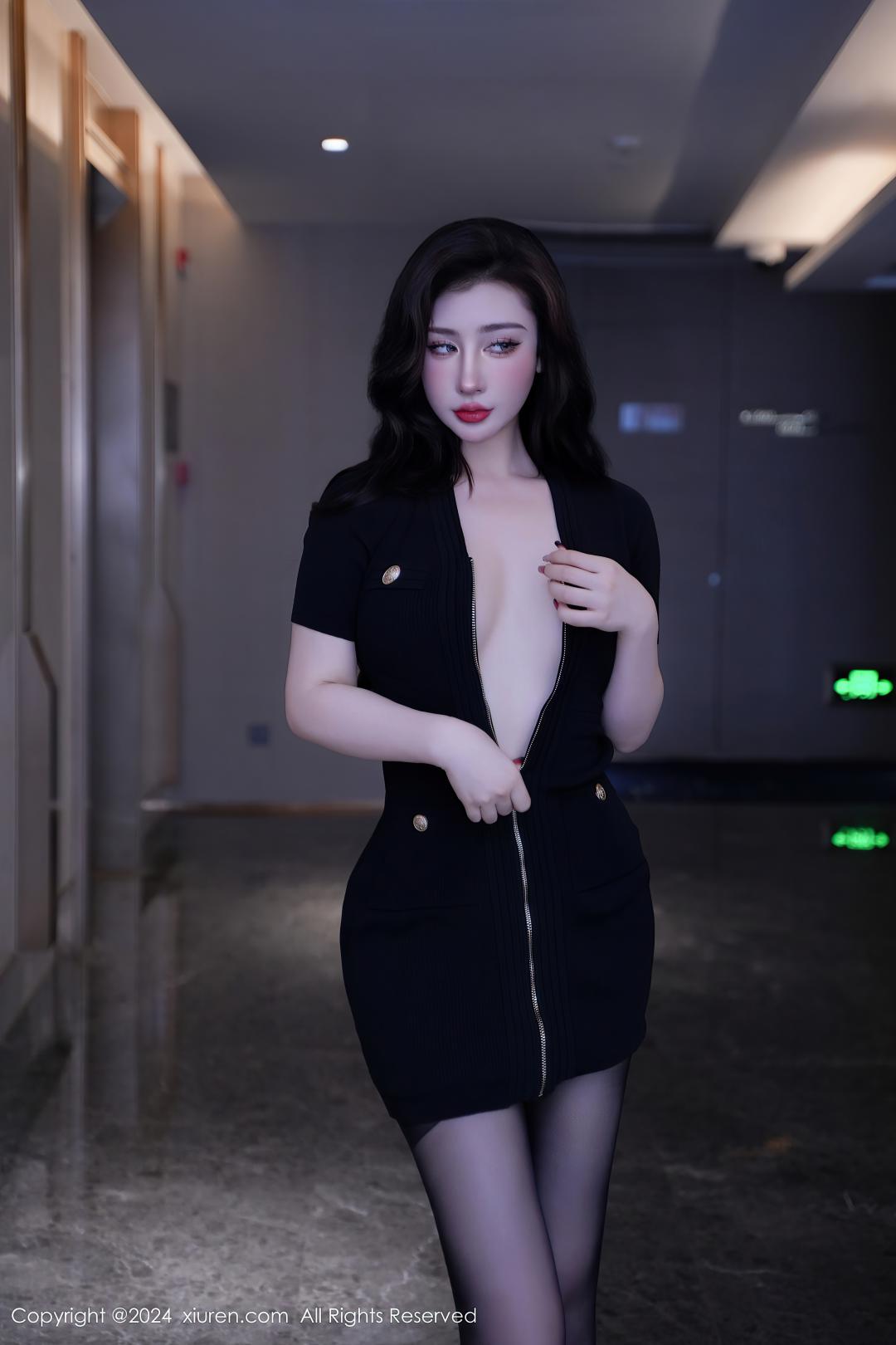 [XIUREN秀人网] 2024.03.04 NO.8170 蕾蕾醒了没 [80P-697MB]