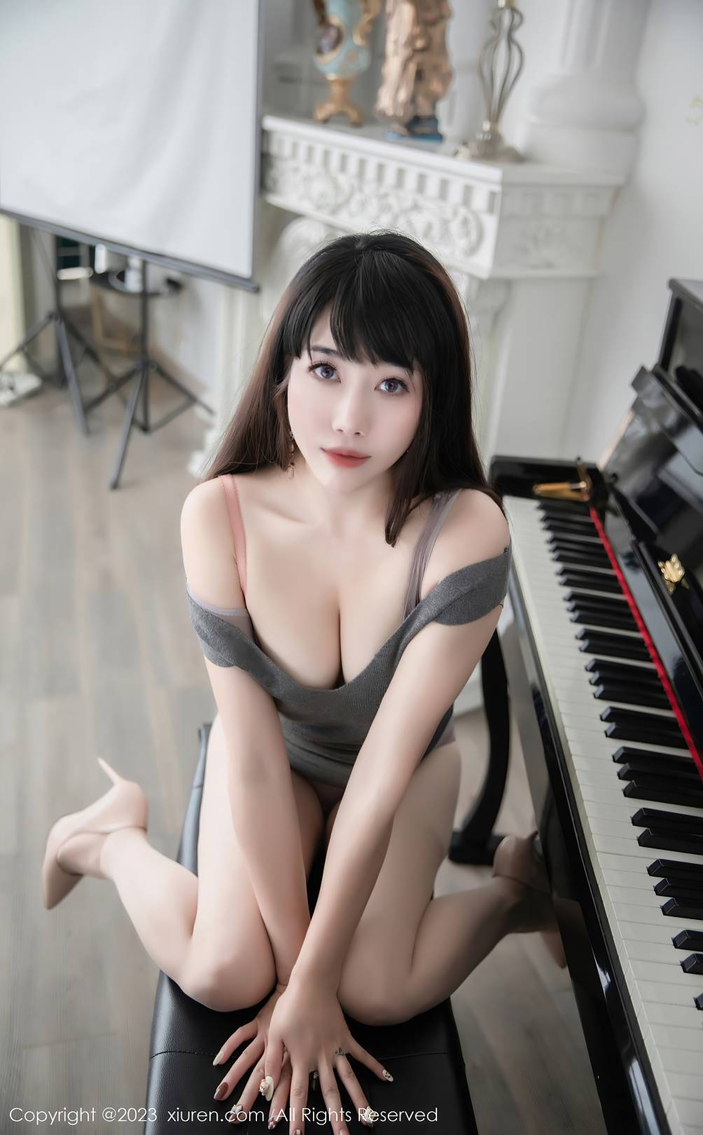 [XIUREN秀人网] 2023.04.07 NO.6532 严利娅Yuliya [72P-624MB]