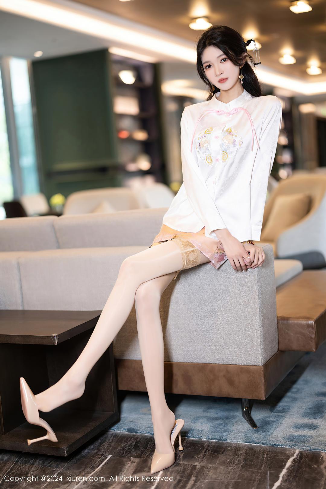 [XIUREN秀人网] 2024.04.07 NO.8347 程程程- [85P-723MB]