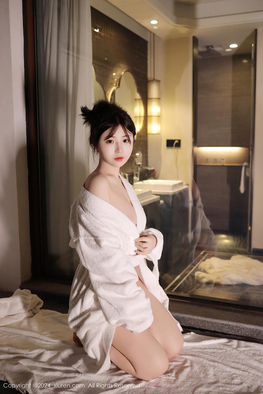 [XIUREN秀人网] 2024.03.20 NO.8263 陈小花 [58P-555MB]