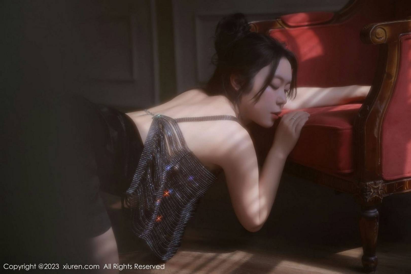 [XIUREN秀人网] 2023.04.20 NO.6601 露露luncy [80P-654MB]