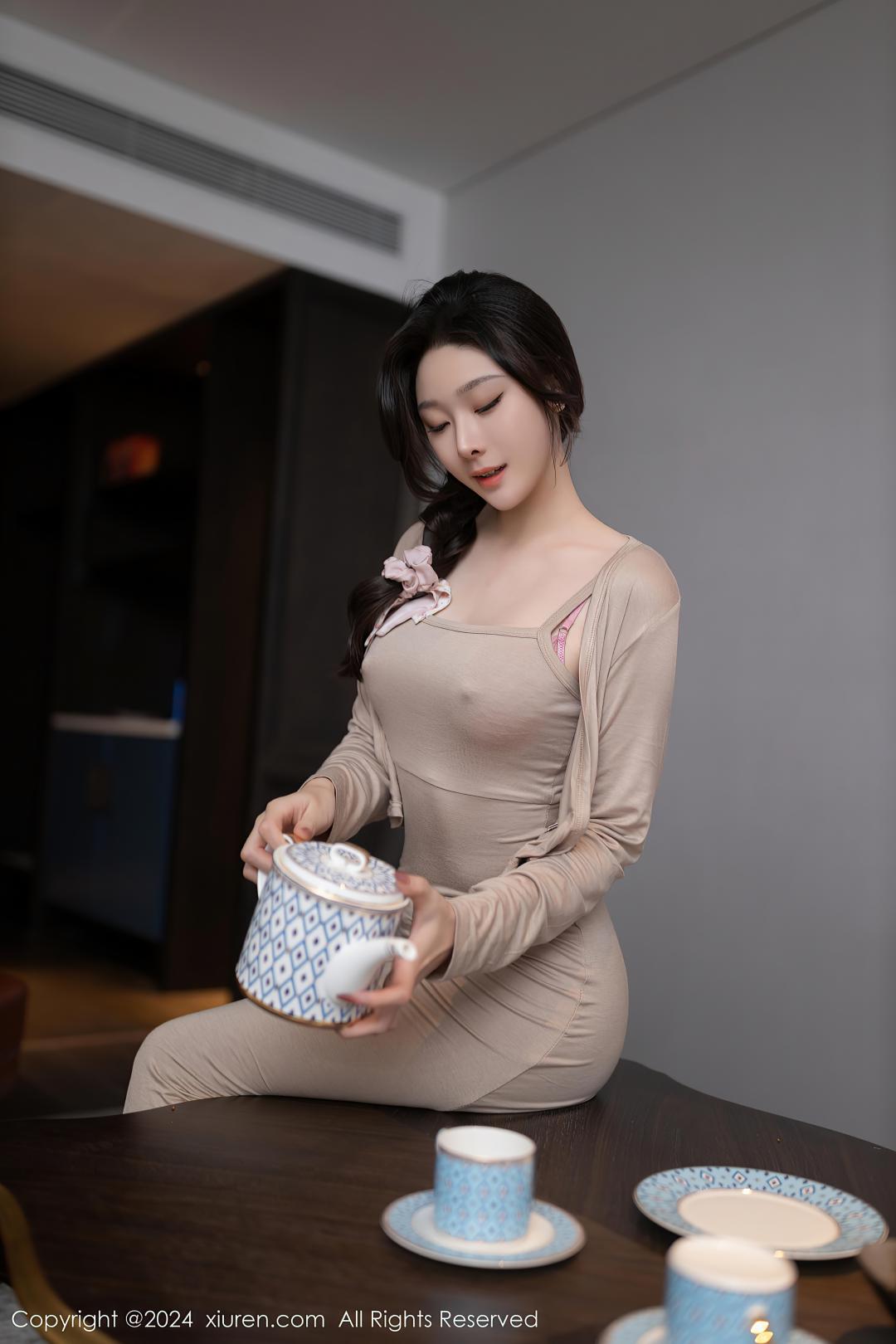 [XIUREN秀人网] 2024.04.18 NO.8417 小逗逗 [84P-790MB]