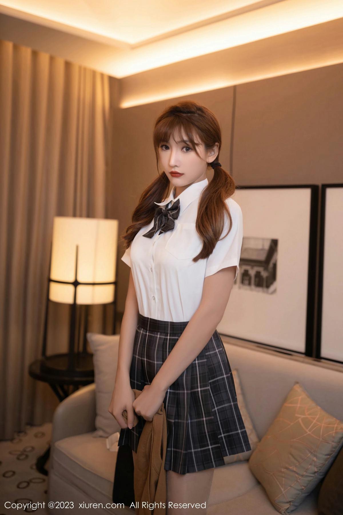 [XIUREN秀人网] 2023.07.06 NO.7038 陆萱萱 [80P-847MB]