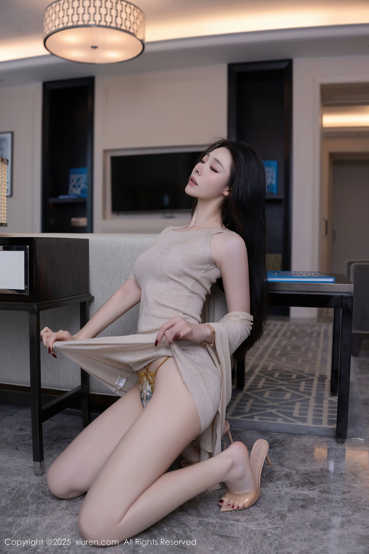 [XIUREN秀人网] 2025.02.08 NO.9858 小逗逗 [81P-874MB]