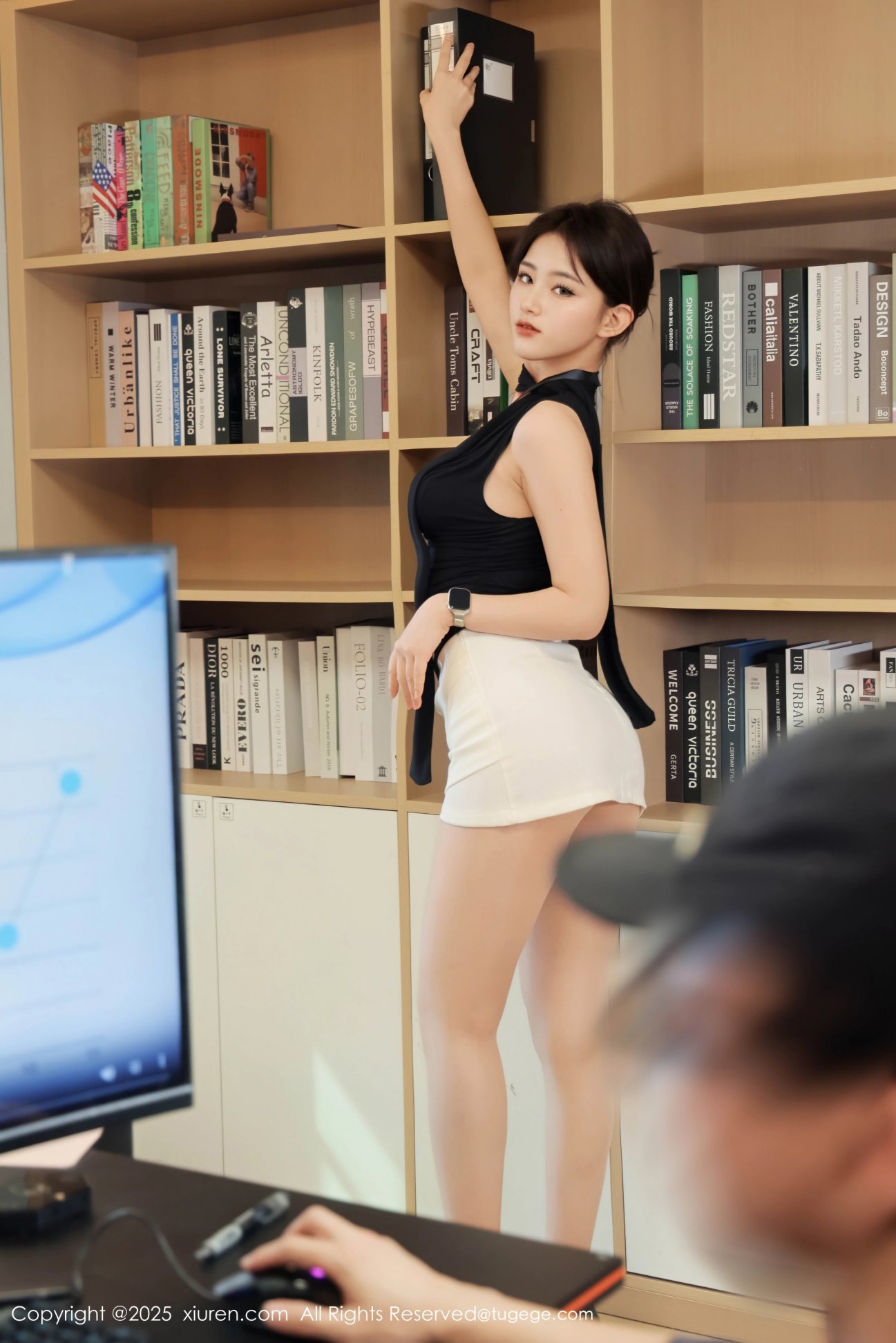 [XIUREN秀人网] 2025.03.21 NO.10052 小橘子orange [78P-768MB]
