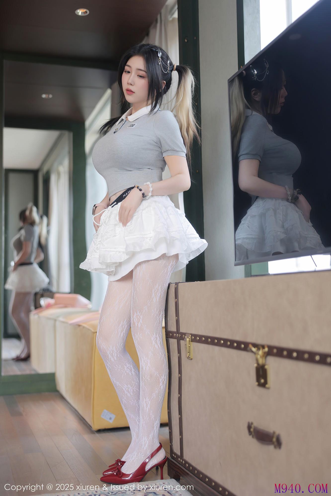 [XIUREN秀人网] 2025.05.27 NO.10330 诺诺Hsu [60P-637MB]
