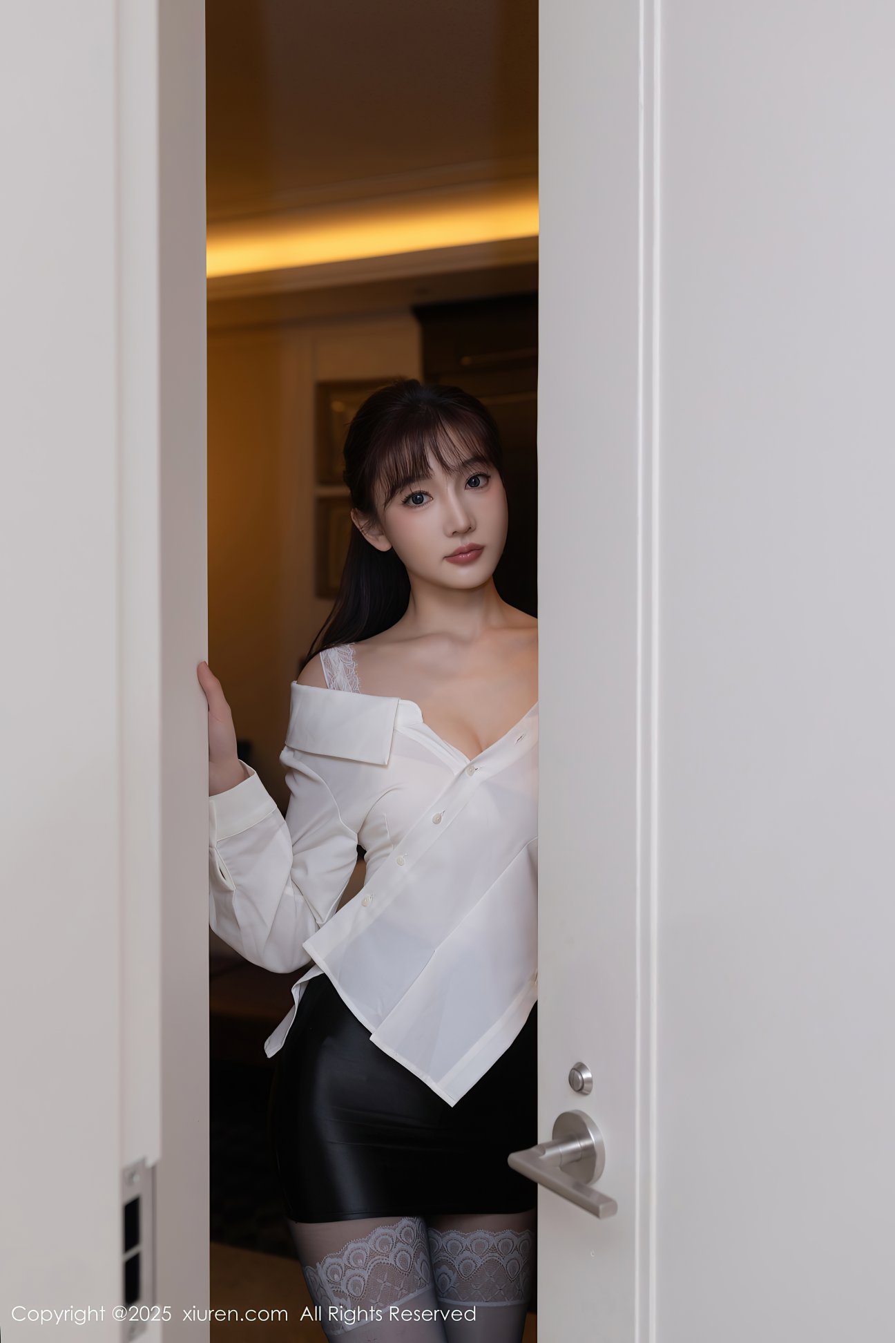 [XIUREN秀人网] 2025.04.17 NO.10166 陆萱萱 [80P-745MB]