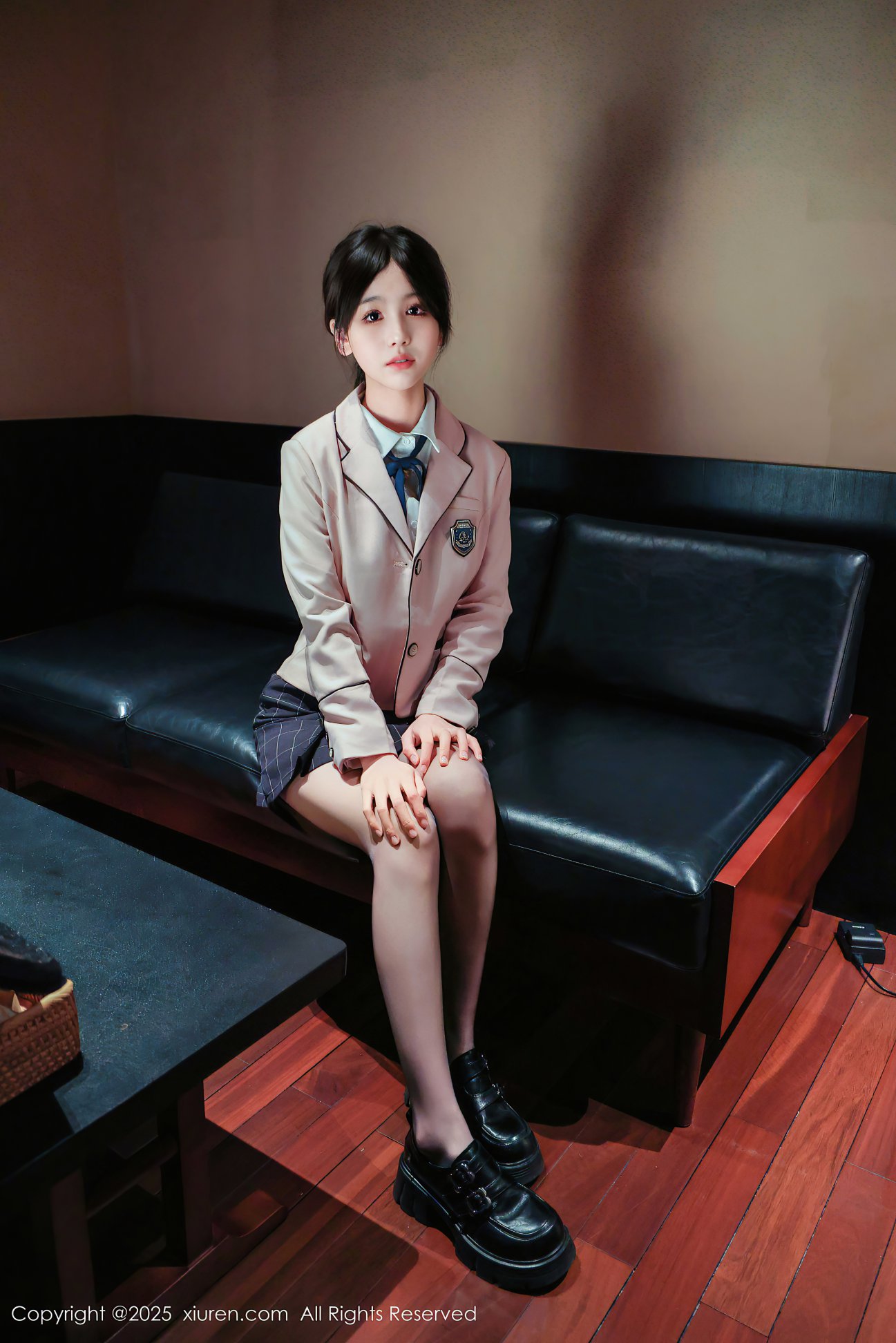 [XIUREN秀人网] 2025.02.28 NO.9949 奶芙乔乔 [72P-801MB]