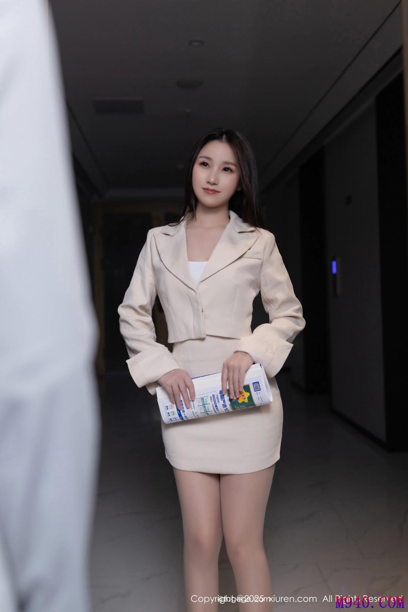 [XIUREN秀人网] 2025.06.18 NO.10428 杏子Yada [60P]