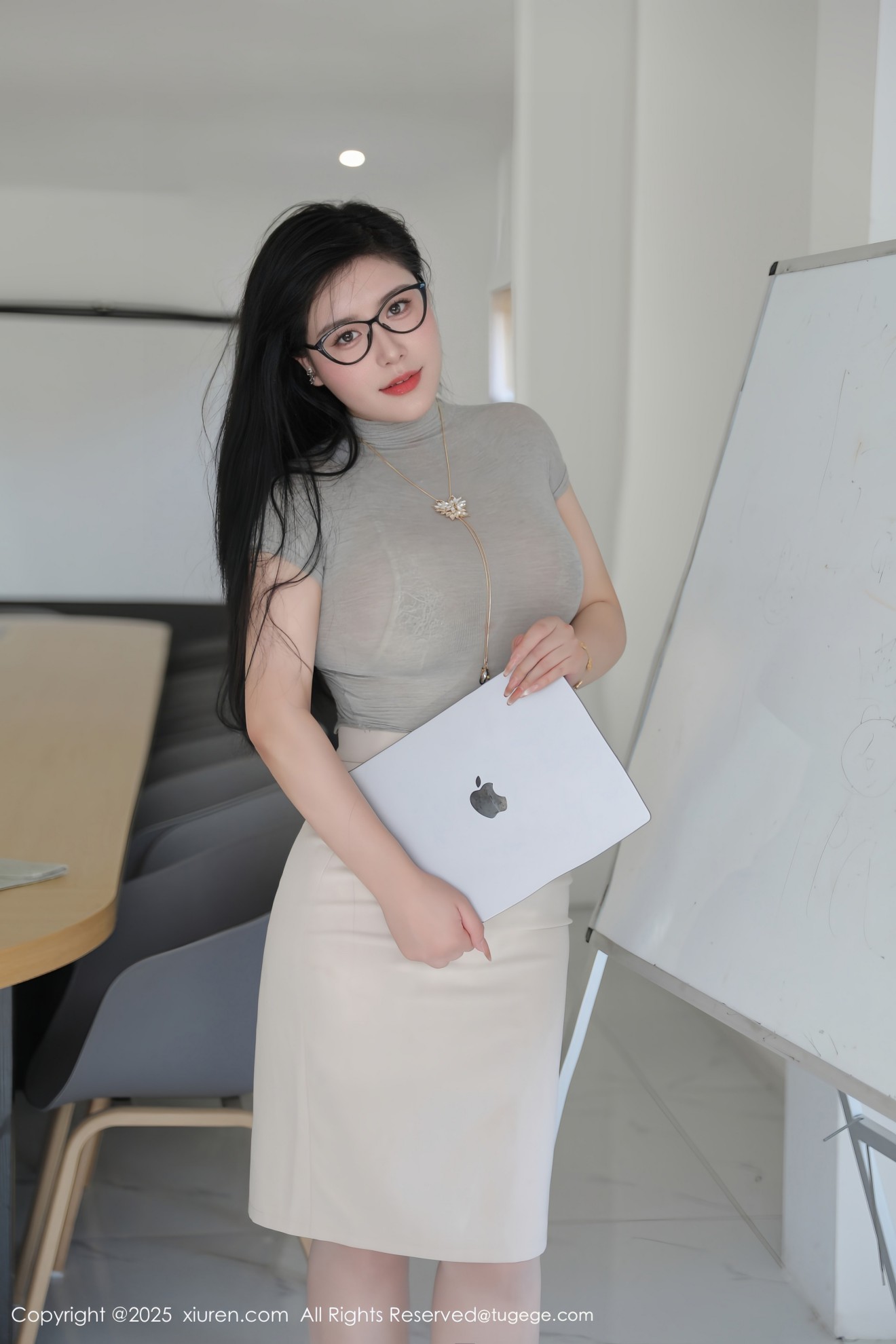 [XIUREN秀人网] 2025.07.01 NO.10488 王婉悠Queen [80P]