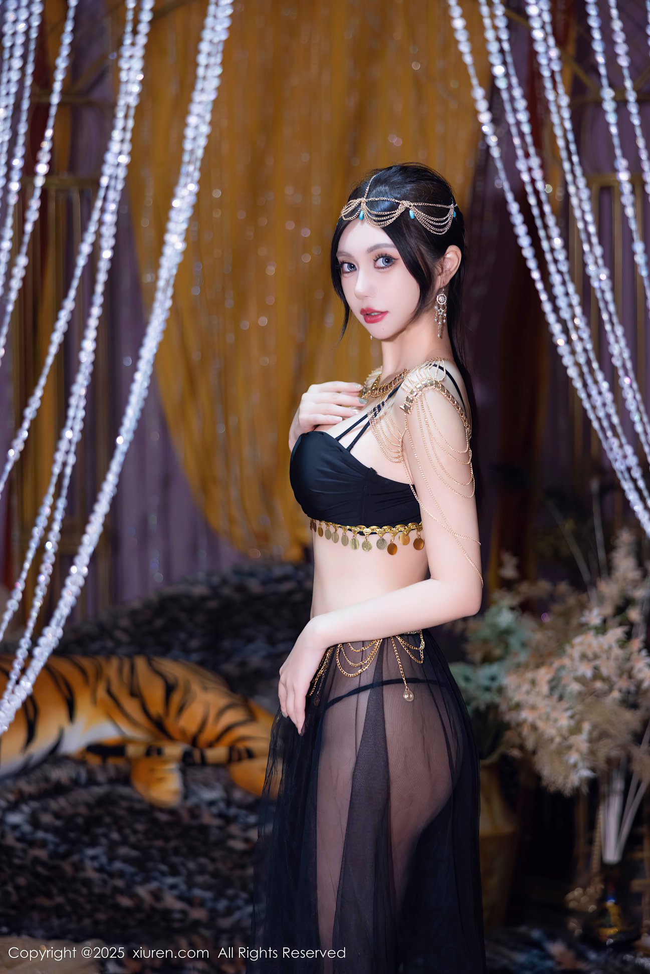 [XIUREN秀人网] 2025.03.14 NO.10018 绮里嘉ula [79P-1055MB]