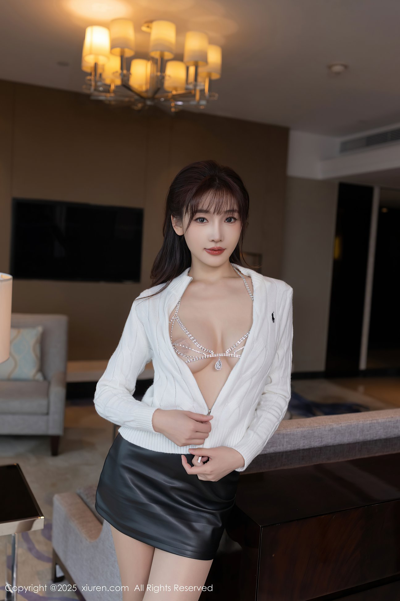 [XIUREN秀人网] 2025.02.07 NO.9852 陆萱萱 [81P-807MB]