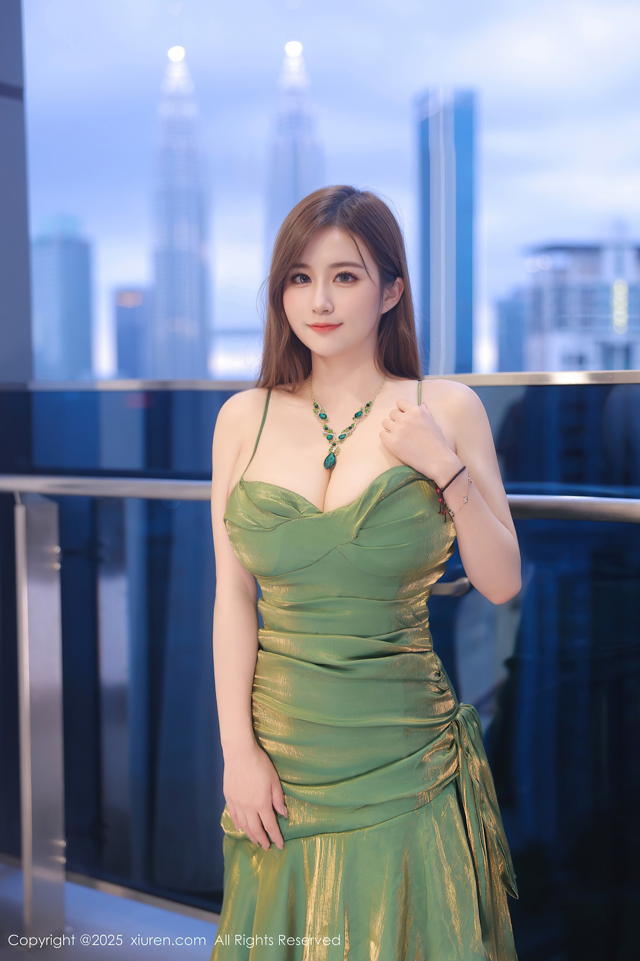 [XIUREN秀人网] 2025.04.18 NO.10169 小肉肉咪 [78P-753MB]