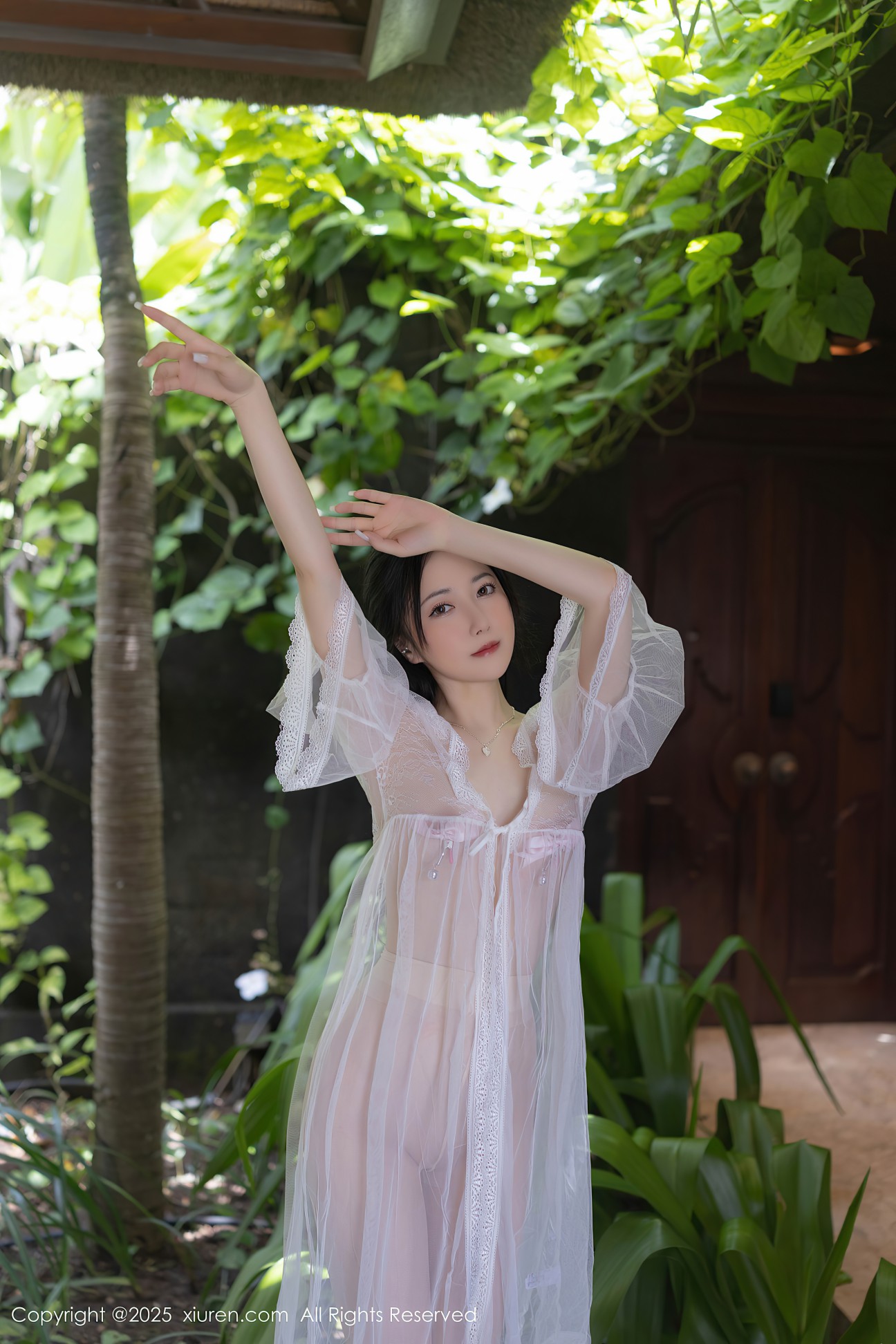 [XIUREN秀人网] 2025.04.18 NO.10173 鱼子酱Fish [80P-736MB]