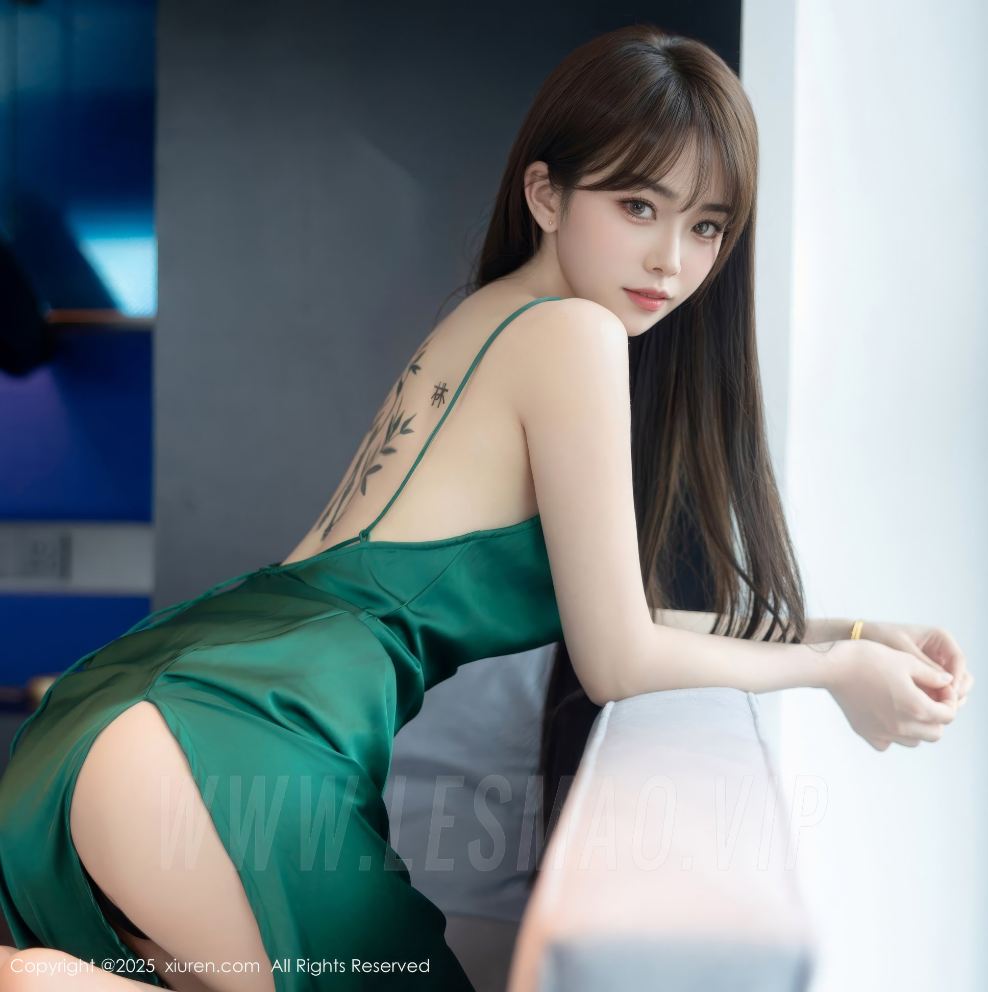 [XIUREN秀人网] 2025.01.23 No.9803 奶瓶. [94P-426MB]