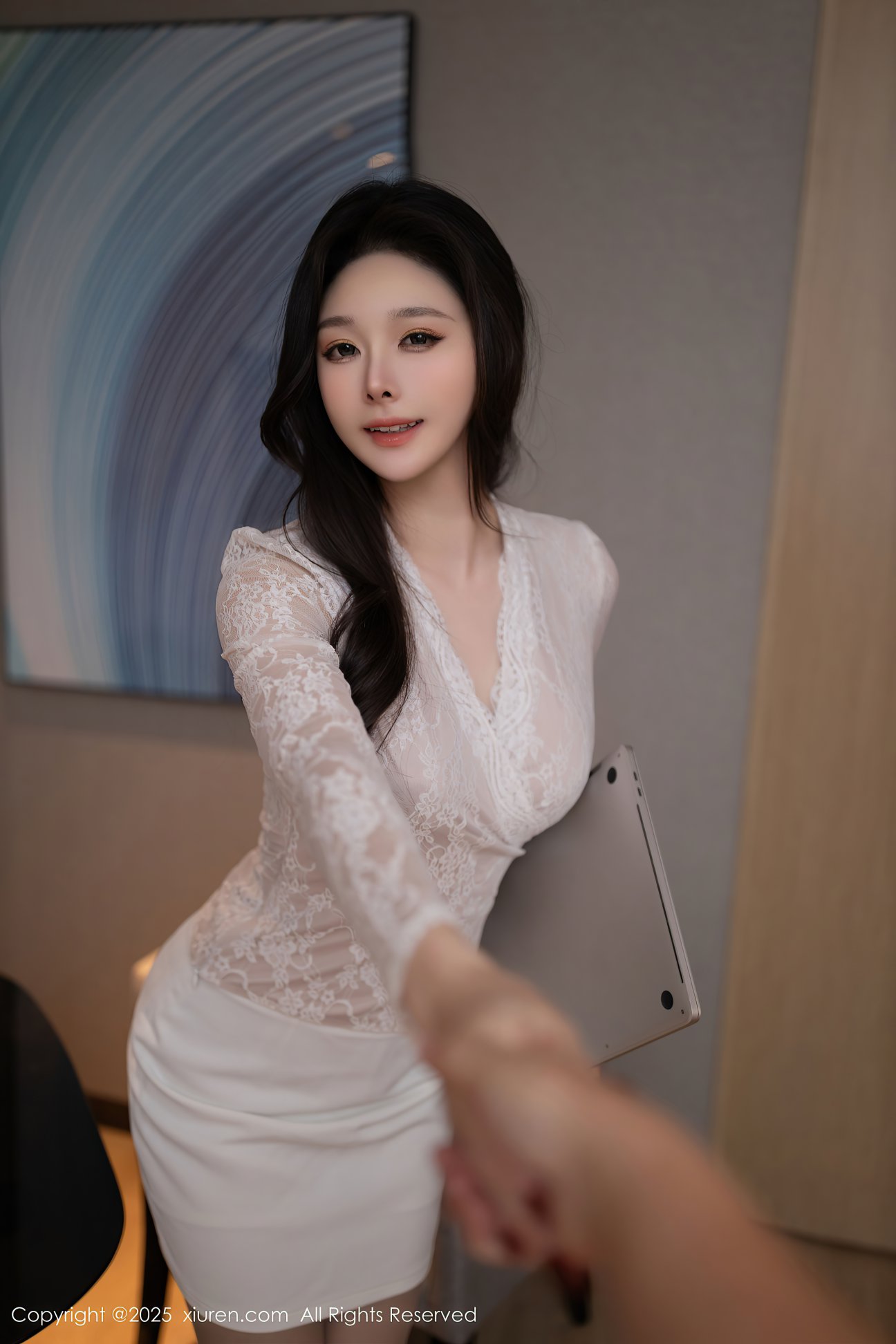 [XIUREN秀人网] 2025.04.11 NO.10143 小逗逗 [80P-739MB]