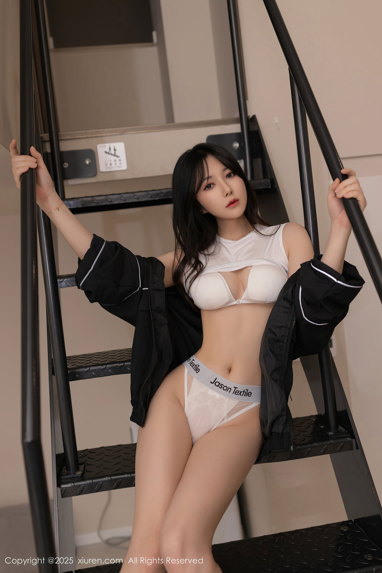 [XIUREN秀人网] 2025.04.03 NO.10112 鱼子酱Fish [58P-533MB]