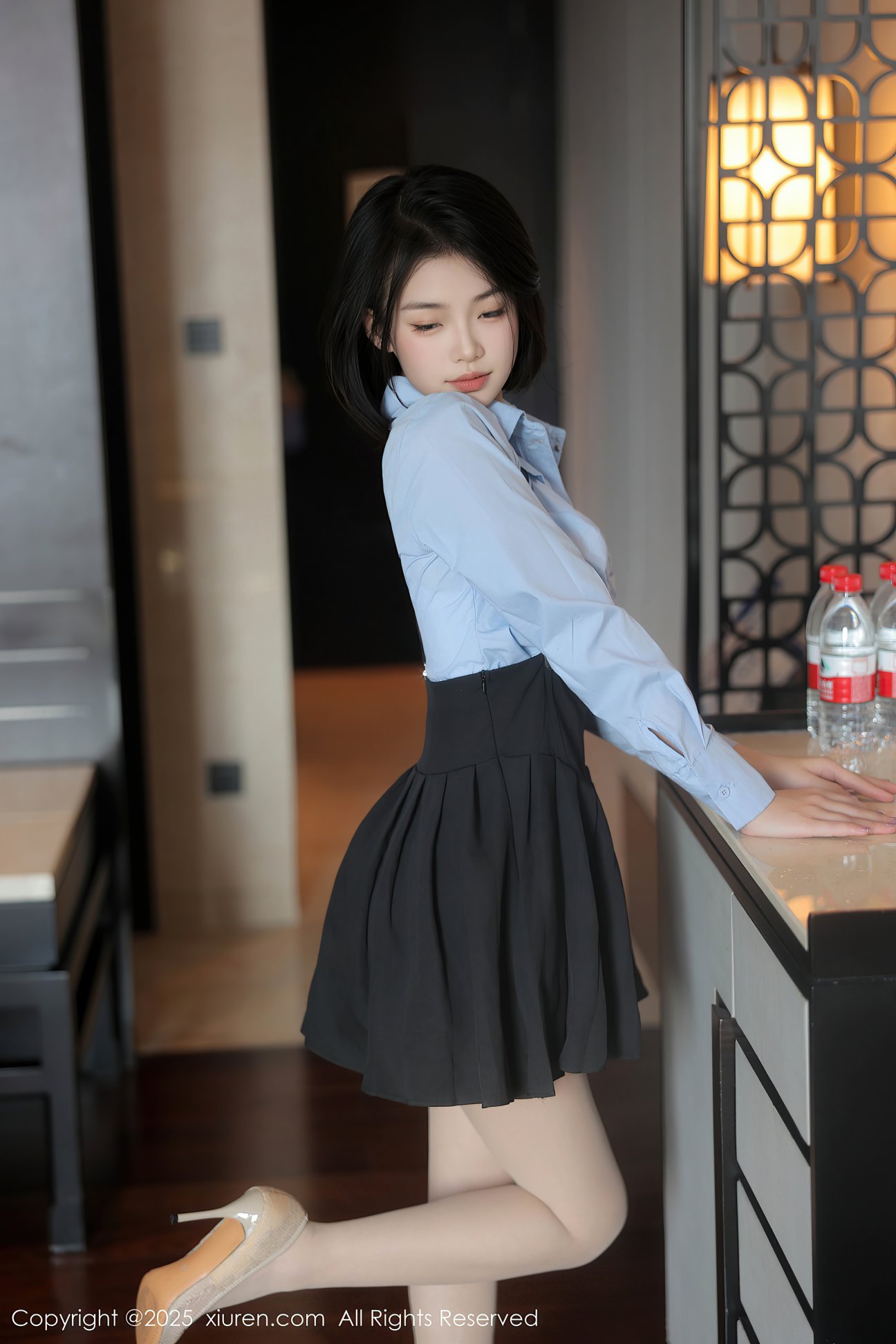 [XIUREN秀人网] 2025.03.07 NO.9981 汐子 [72P-728MB]