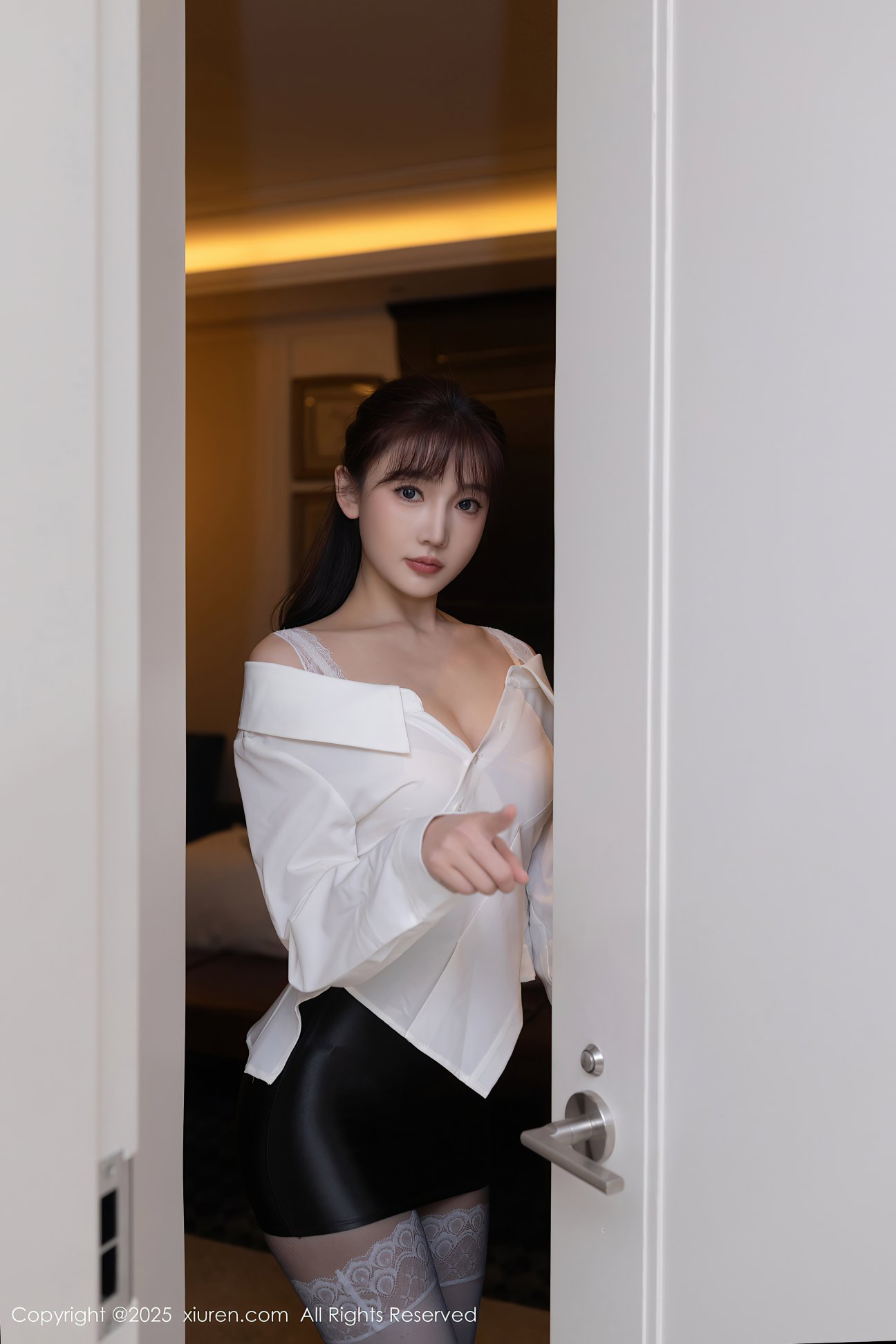 [XIUREN秀人网] 2025.04.17 NO.10166 陆萱萱 [80P-745MB]