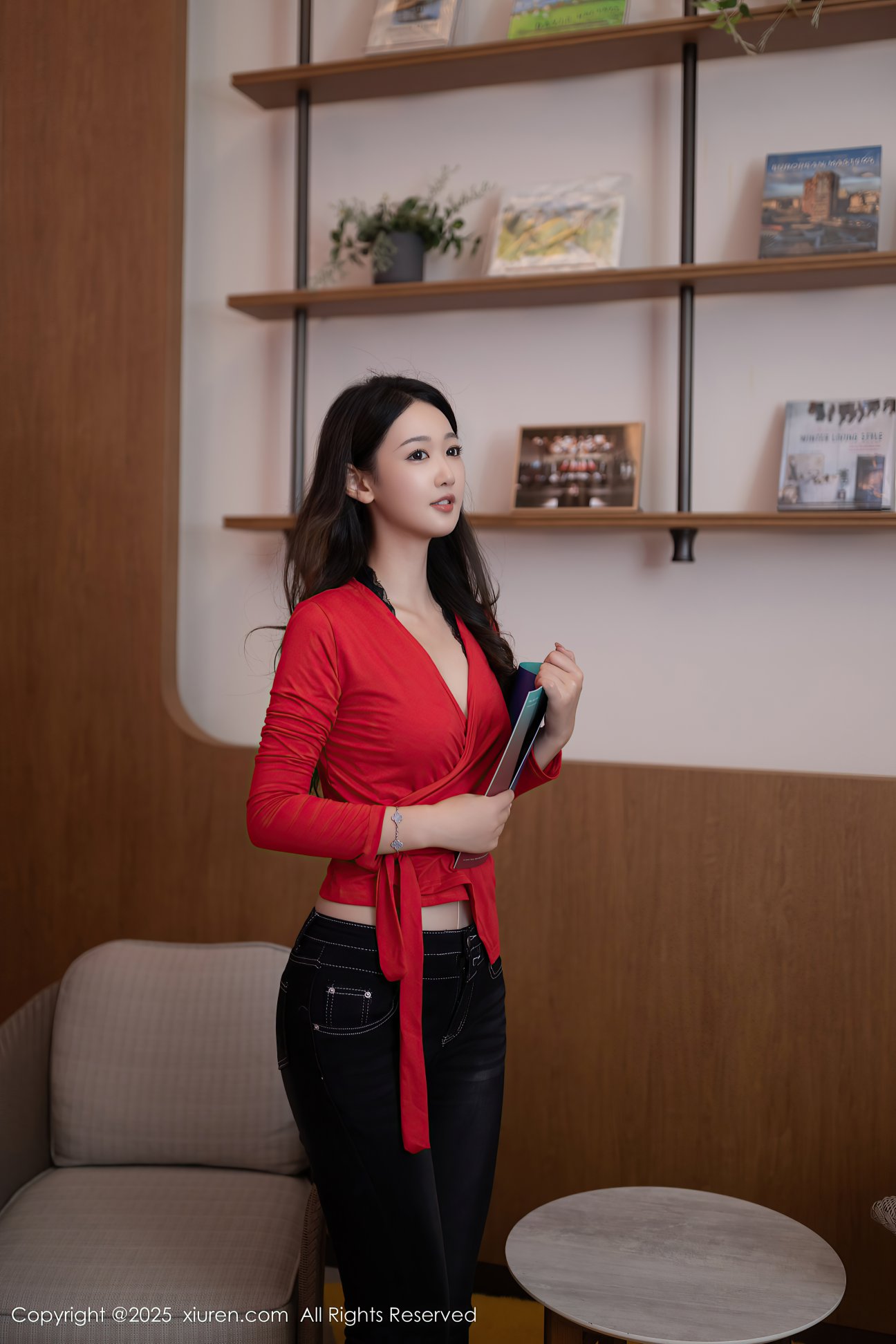 [XIUREN秀人网] 2025.02.17 NO.9894 唐安琪 [79P-812MB]