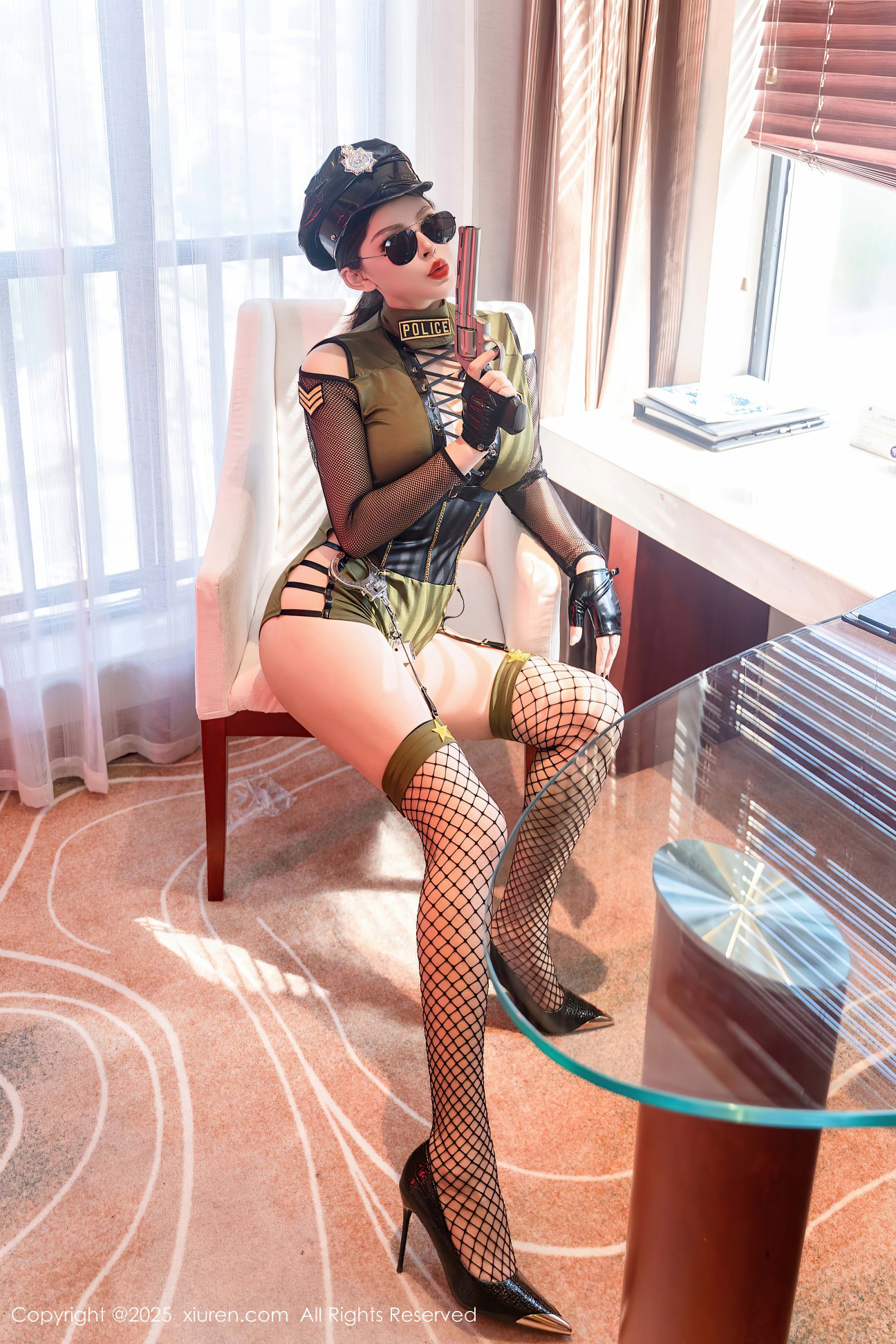 [XIUREN秀人网] 2025.03.25 NO.10064 伊丽莎有点白 [97P-1028MB]