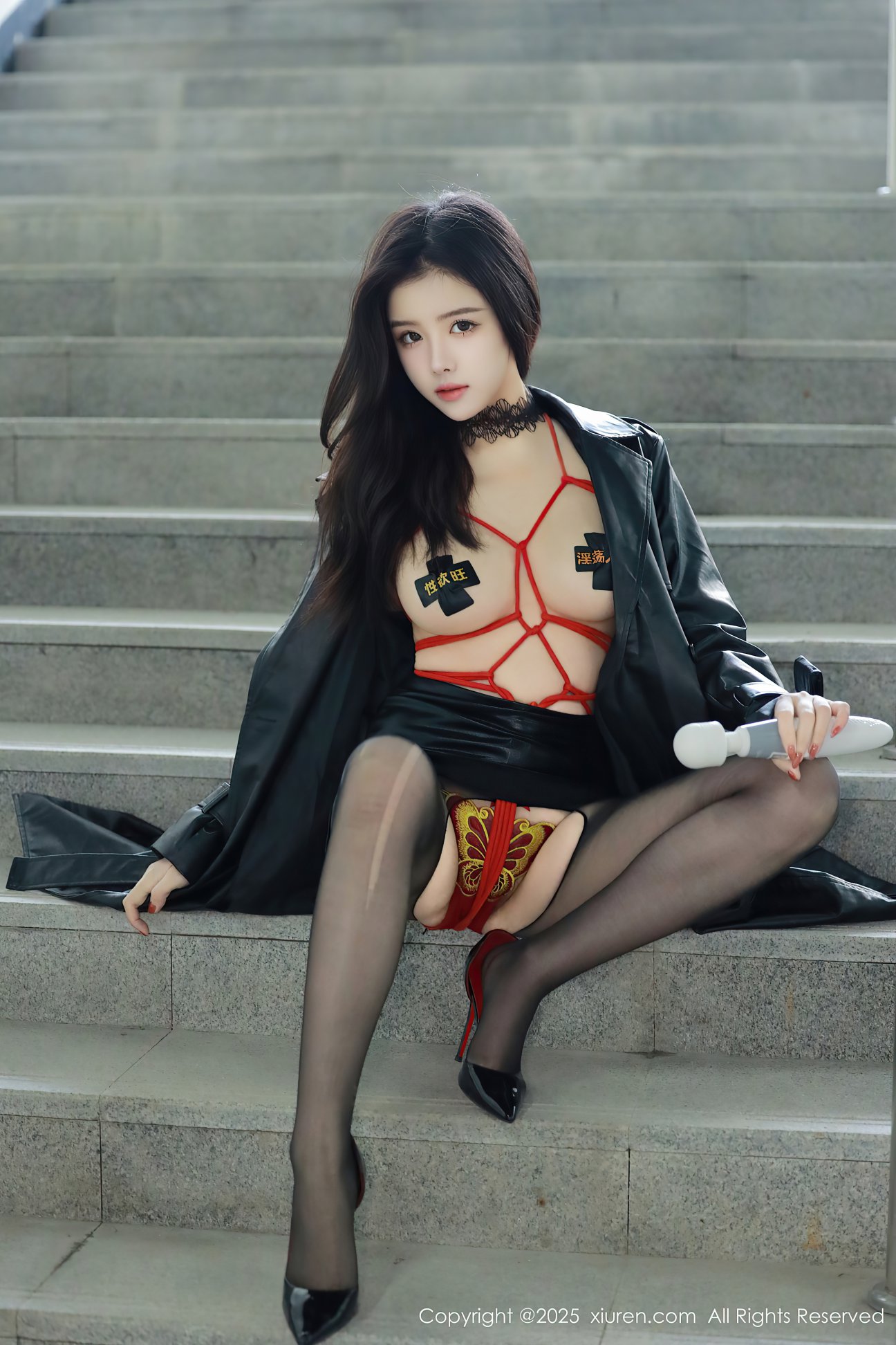 [XIUREN秀人网] 2025.02.08 NO.9855 唐翩翩 [90P-893MB]