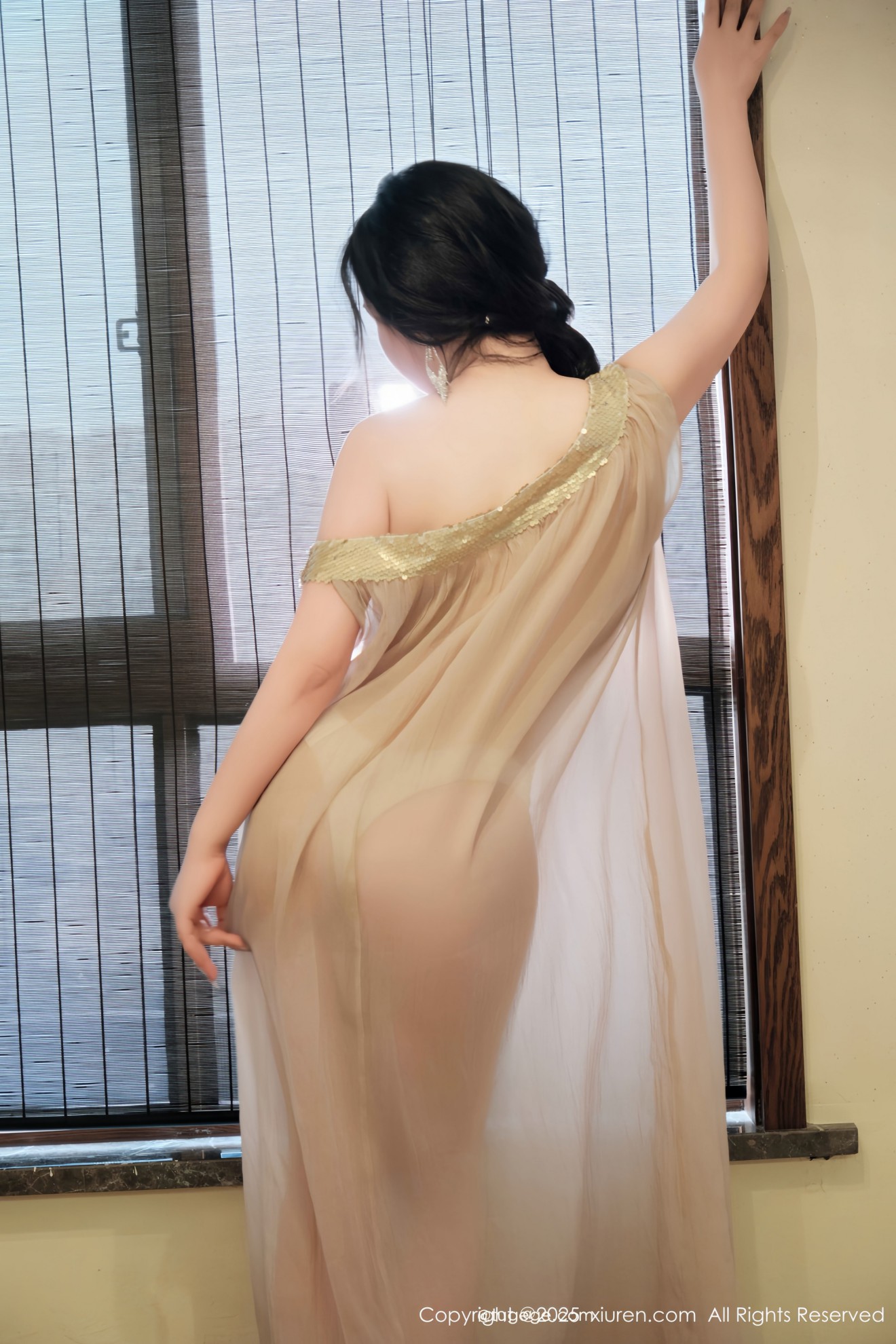 [XIUREN秀人网] 2025.07.03 NO.10500 麦田 [50P]