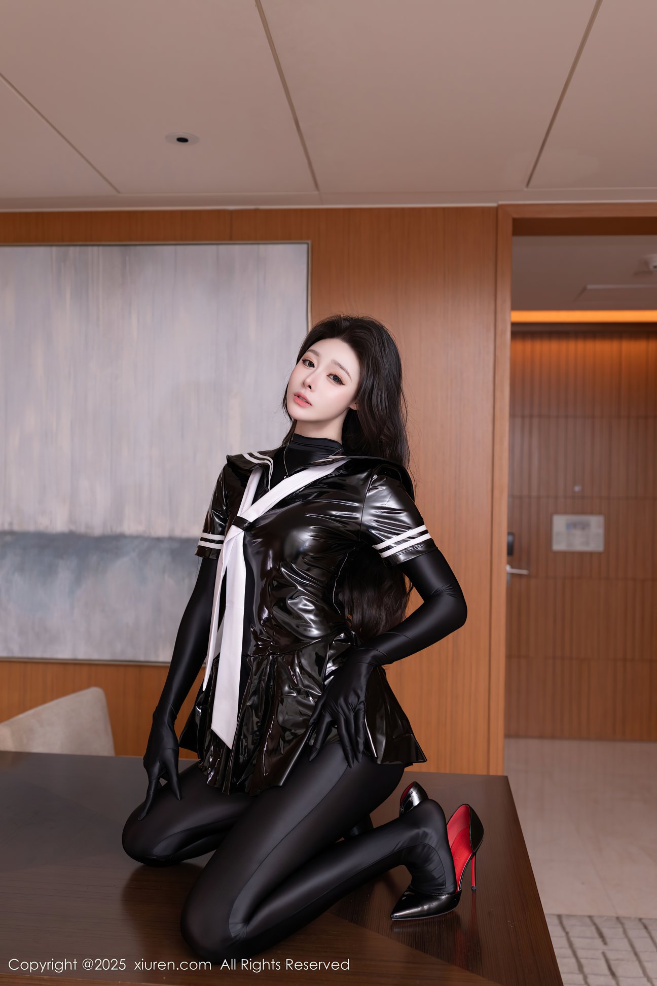 [XIUREN秀人网] 2025.03.28 NO.10087 小逗逗 [82P-822MB]
