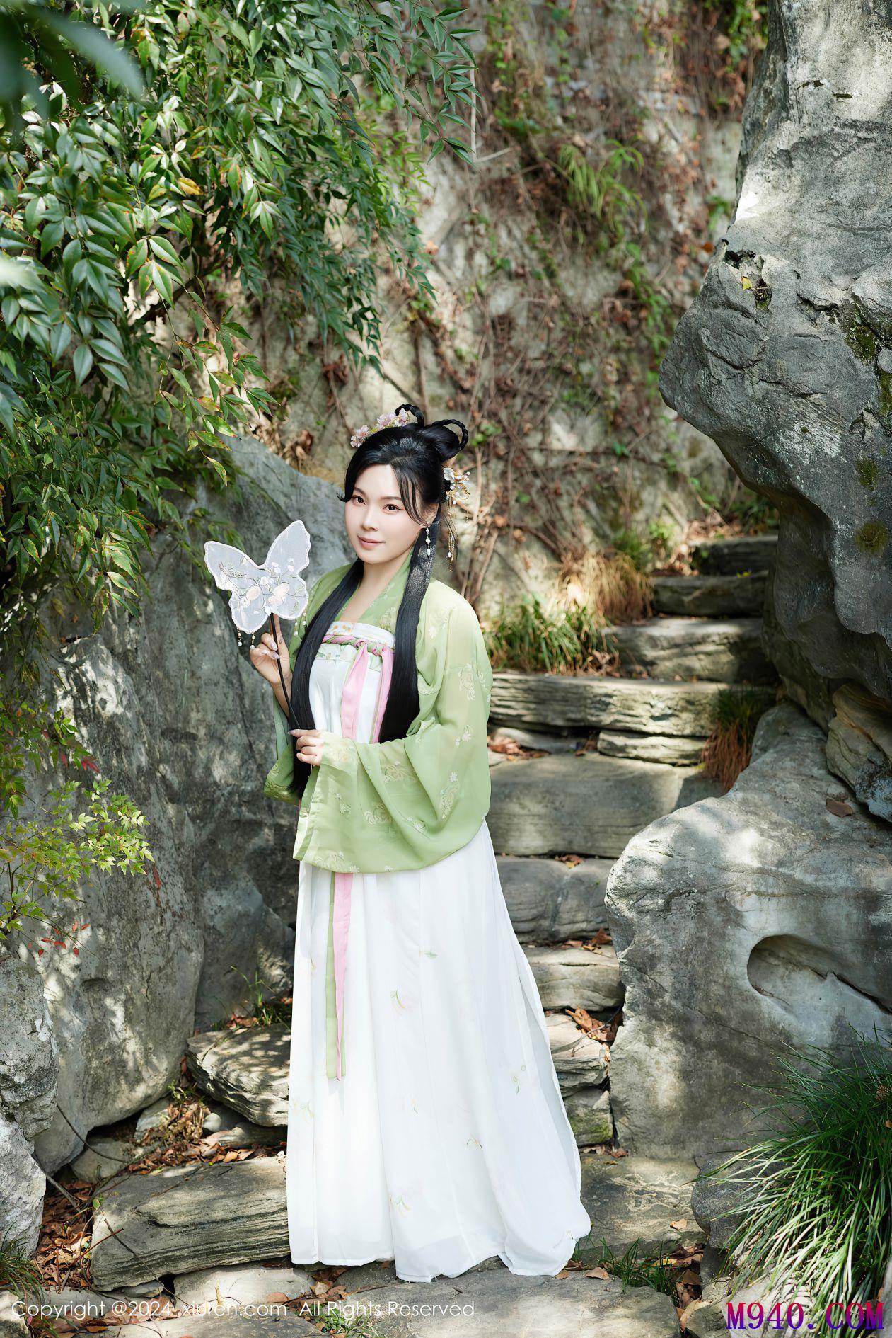 M940-[XIUREN秀人网] 2024.09.14 NO.9162 麦田 [72P-789MB]