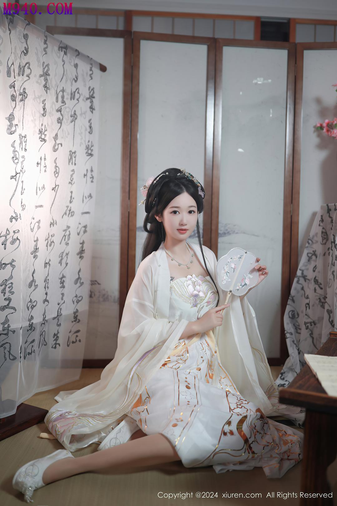 M940-[XIUREN秀人网] 2024.07.22 NO.8898 唐安琪 [81P-813MB]