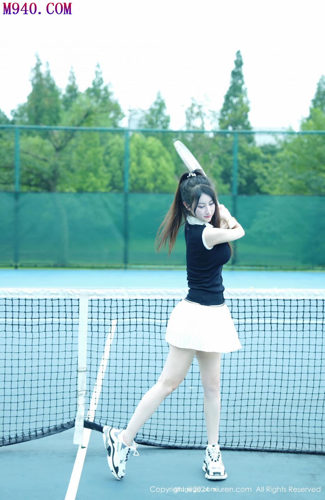 M940-[XIUREN秀人网] 2024.07.08 NO.8821 诗诗kiki [74P-887MB]