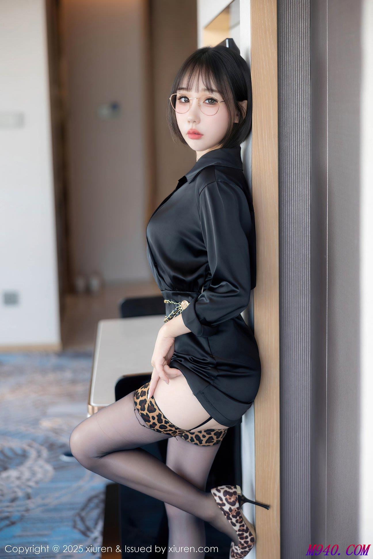 M940-[XIUREN秀人网] 2025.01.03 NO.9701 波巧酱 [79P-807MB]