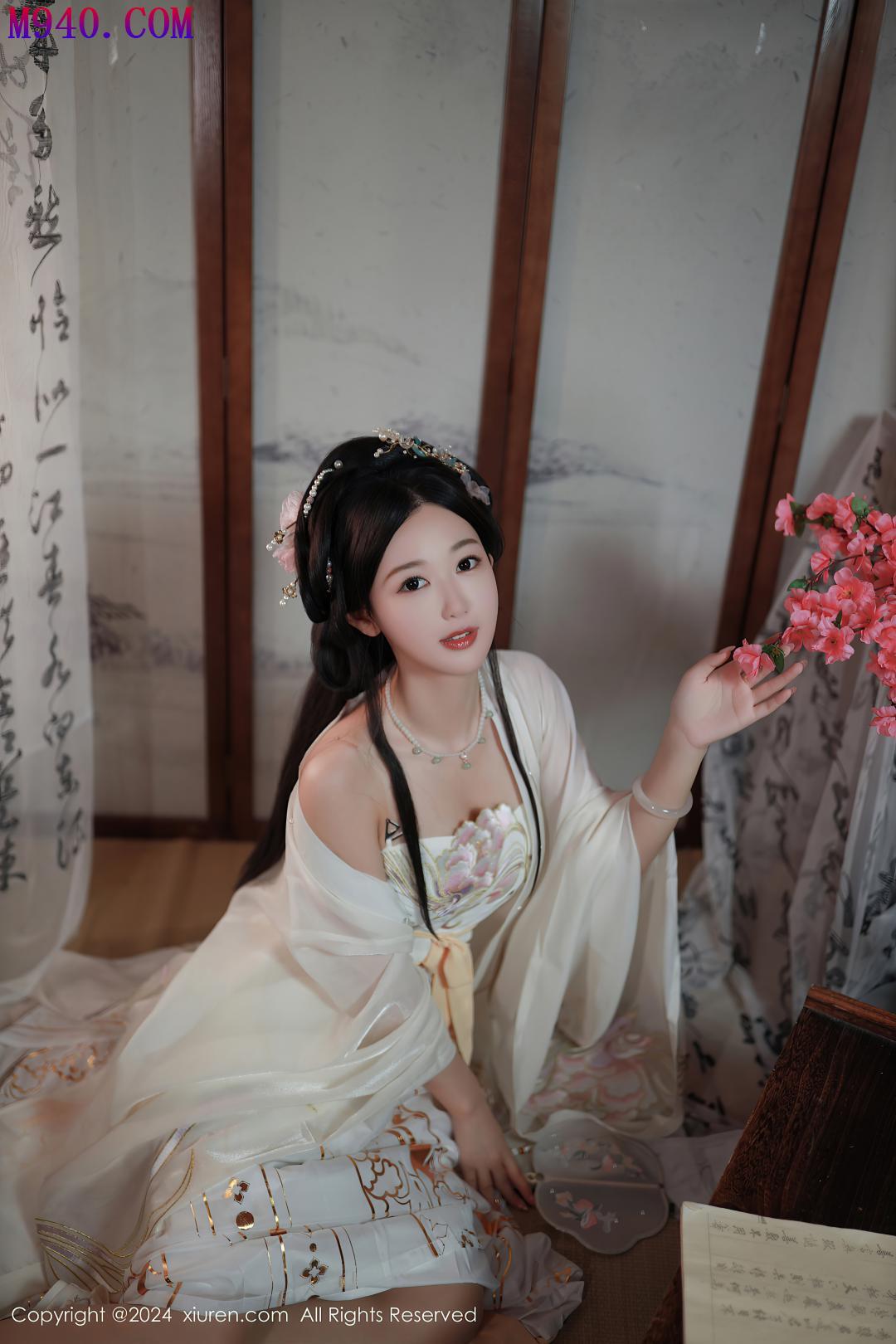 M940-[XIUREN秀人网] 2024.07.22 NO.8898 唐安琪 [81P-813MB]