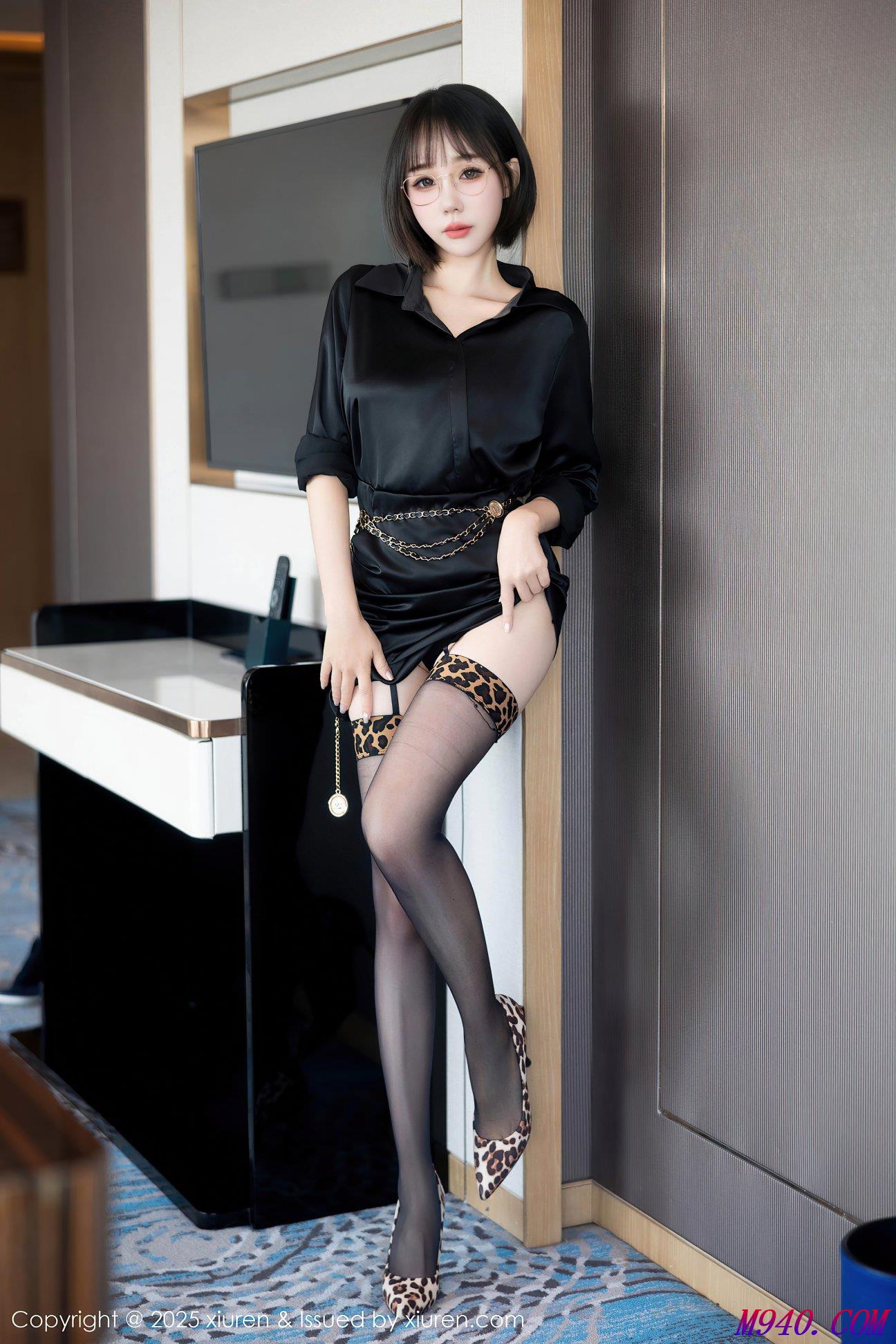 M940-[XIUREN秀人网] 2025.01.03 NO.9701 波巧酱 [79P-807MB]