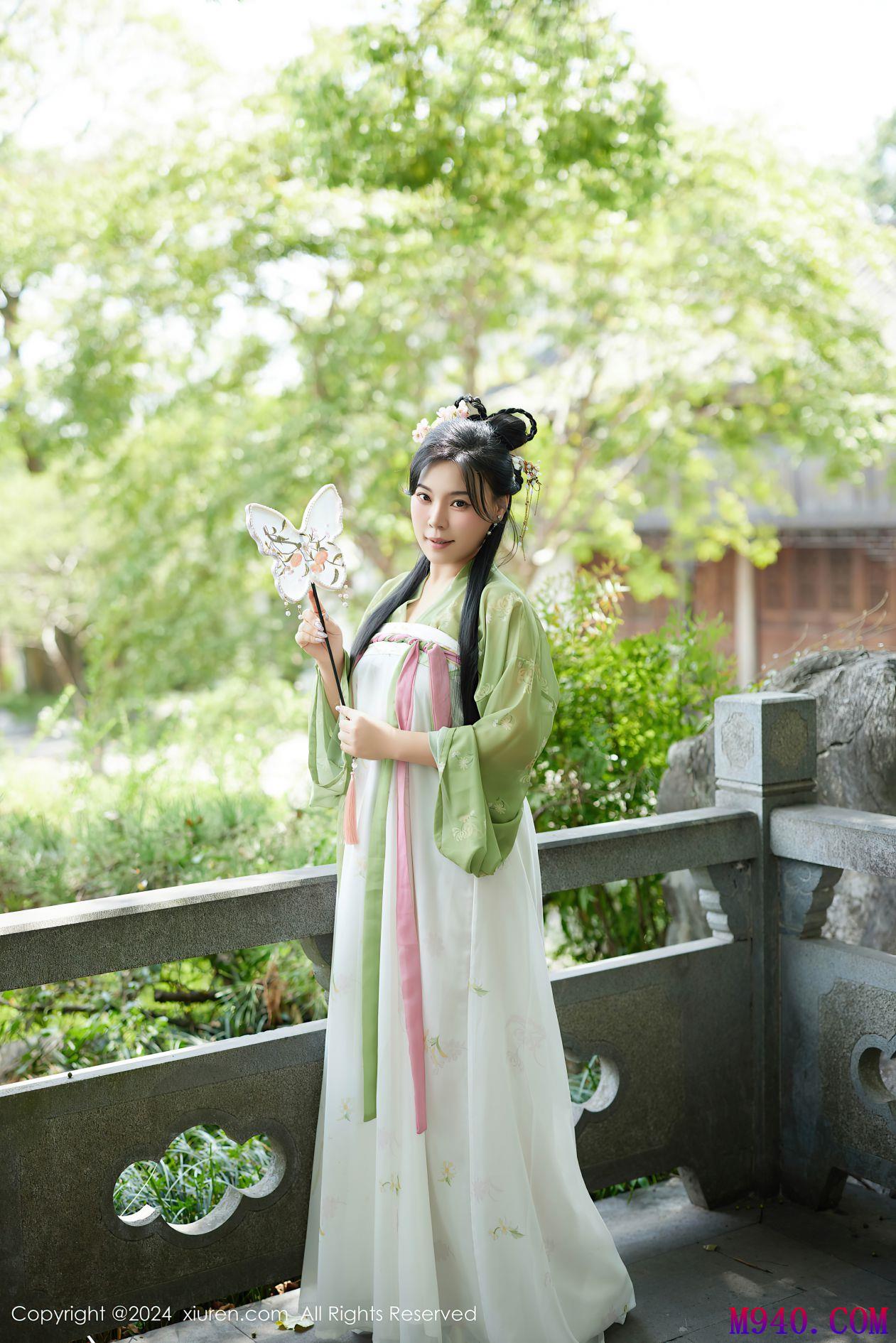 M940-[XIUREN秀人网] 2024.09.14 NO.9162 麦田 [72P-789MB]
