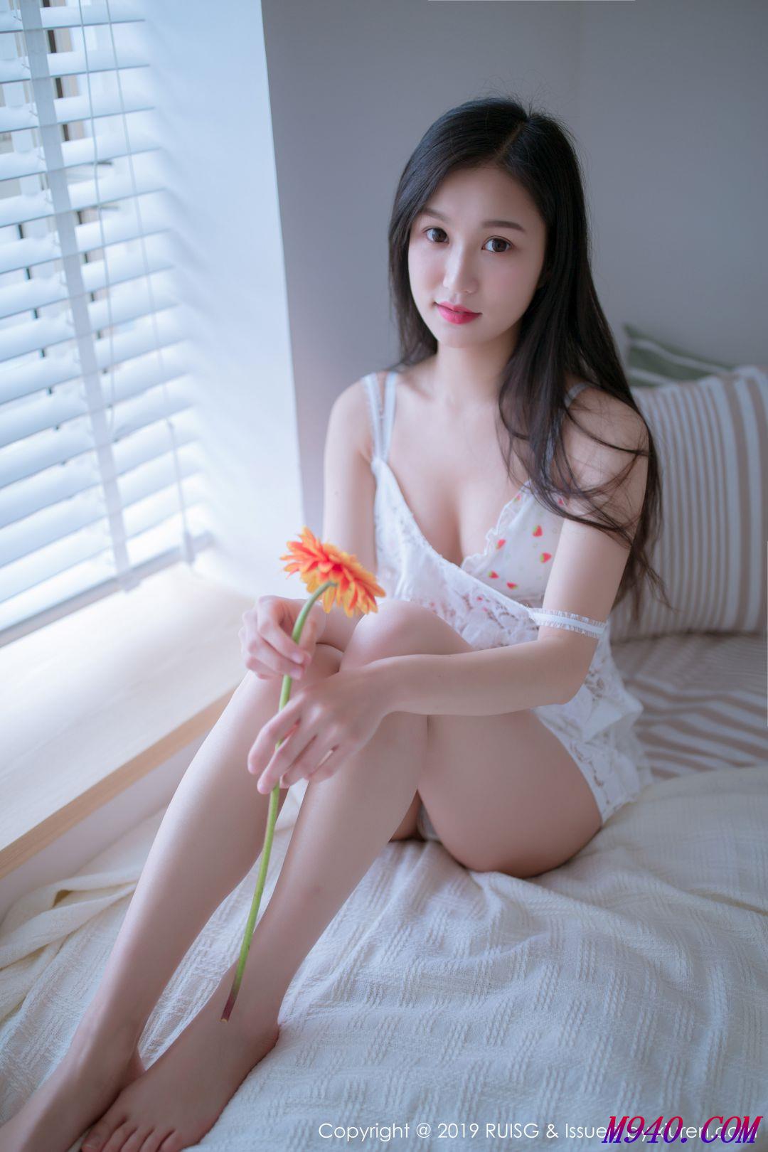 M940.COM-[RUISG瑞丝馆] 2019.06.25 VOL.068 深紫Julie [49P-135MB]