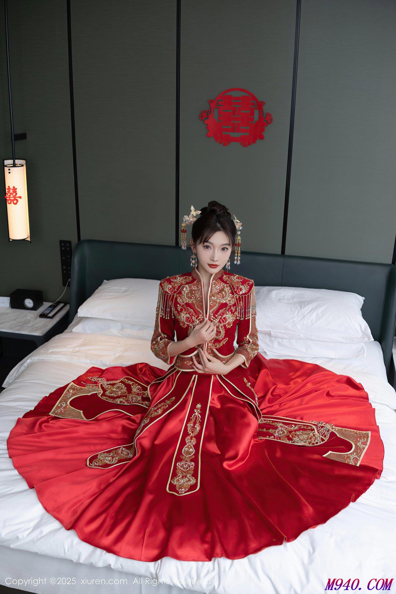 M940-[XIUREN秀人网] 2025.01.16 NO.9770 陆萱萱 [82P-826MB]