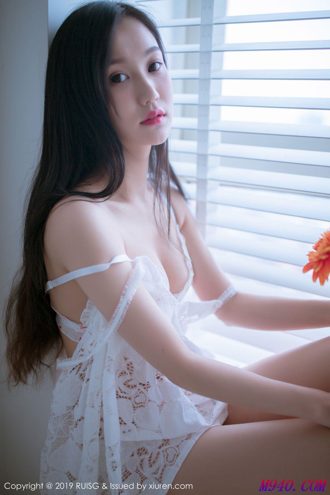 M940.COM-[RUISG瑞丝馆] 2019.06.25 VOL.068 深紫Julie [49P-135MB]