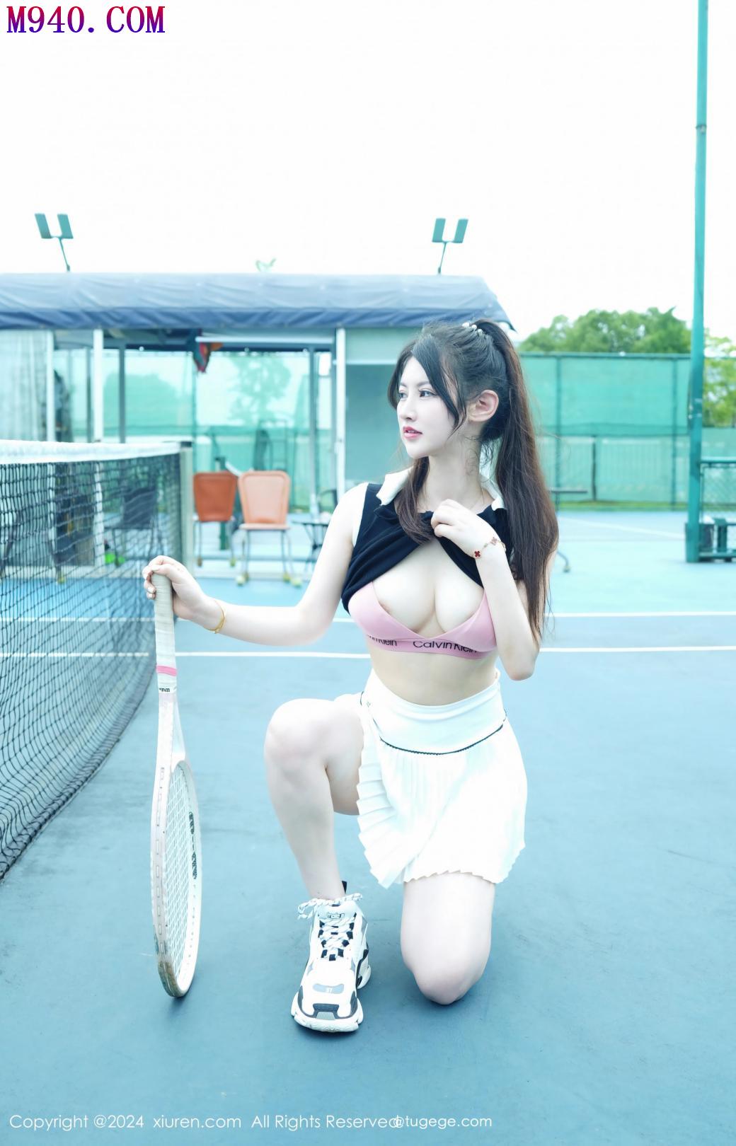 M940-[XIUREN秀人网] 2024.07.08 NO.8821 诗诗kiki [74P-887MB]