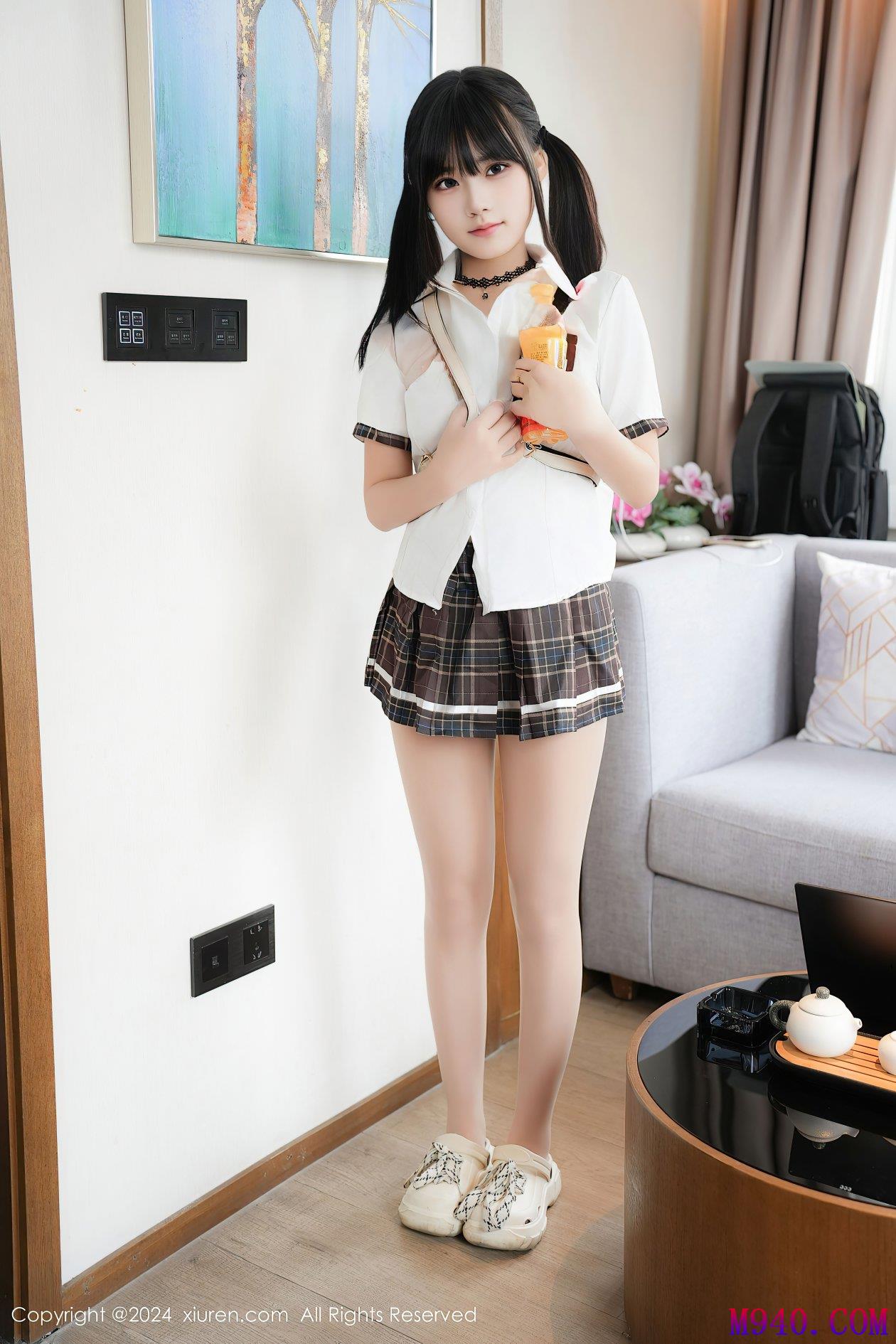 M940-[XIUREN秀人网] 2024.12.10 NO.9573 姚若兮vay [53P-604MB]