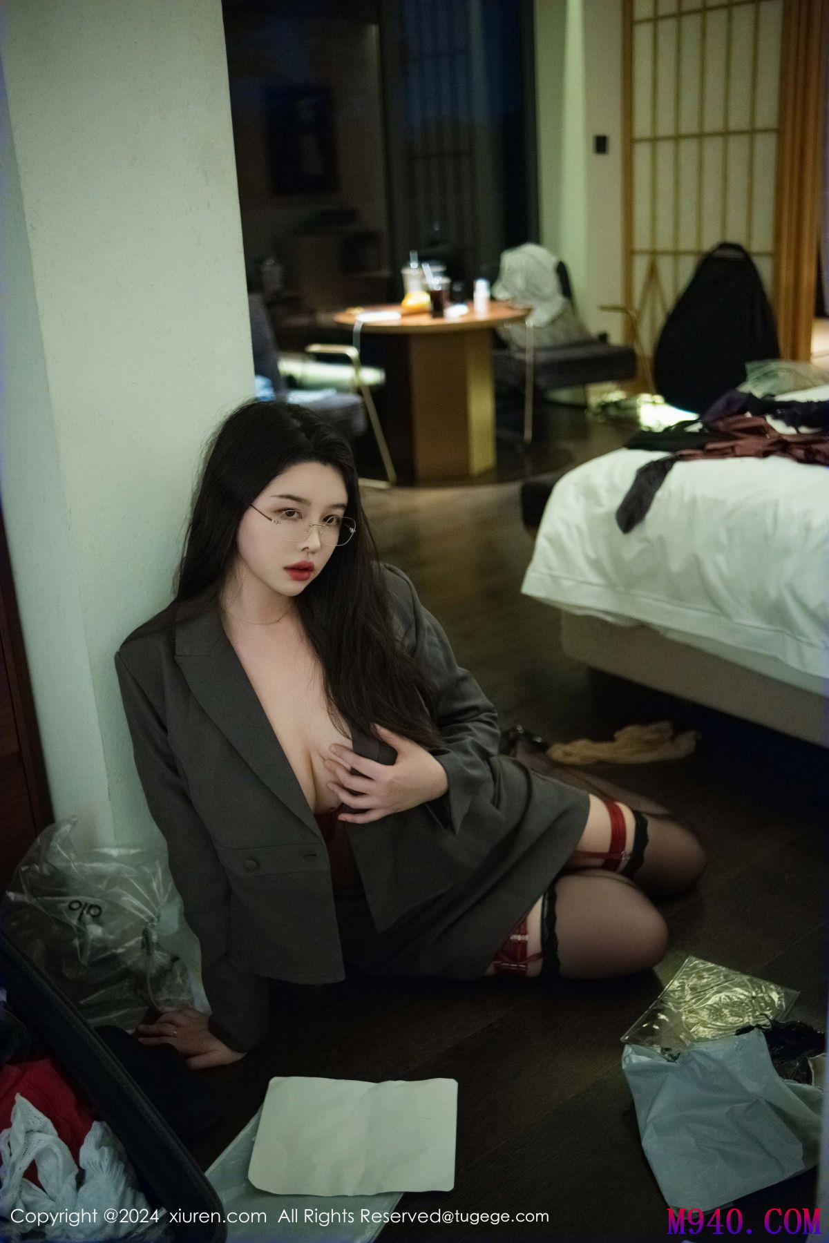 M940-[XIUREN秀人网] 2024.10.15 NO.9287 樱桃小犊子 [47P-418MB]
