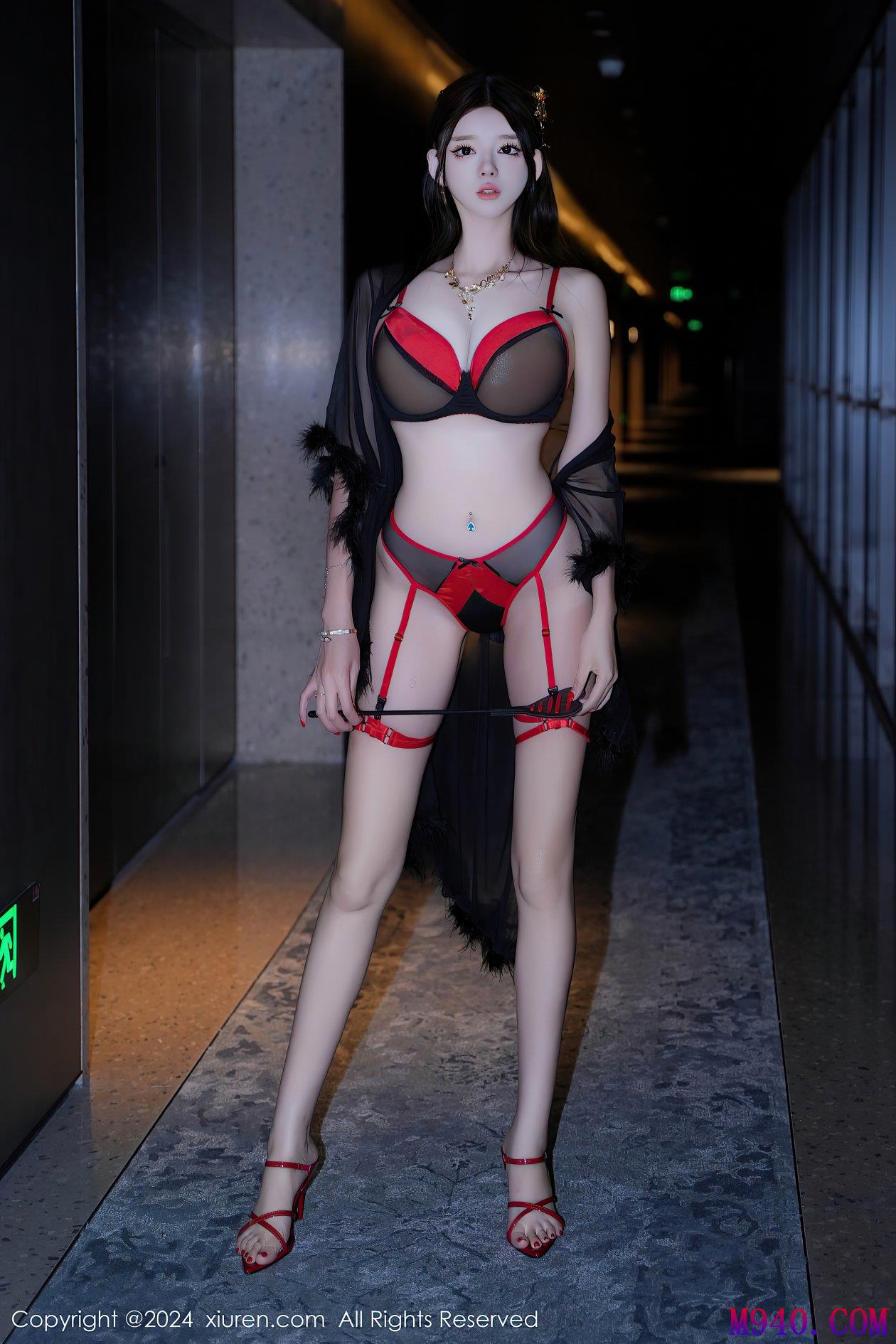 M940-[XIUREN秀人网] 2024.12.04 NO.9544 果茶姐姐 [64P-556MB]